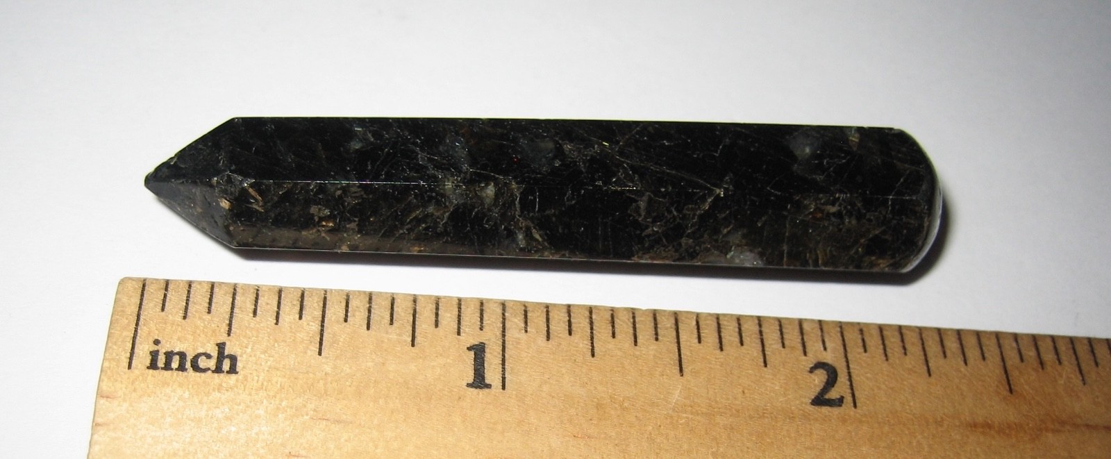 60mm RARE! POLISHED NATURAL AUTHENTIC NUUMMITE STONE WAND GREENLAND 16grams *2