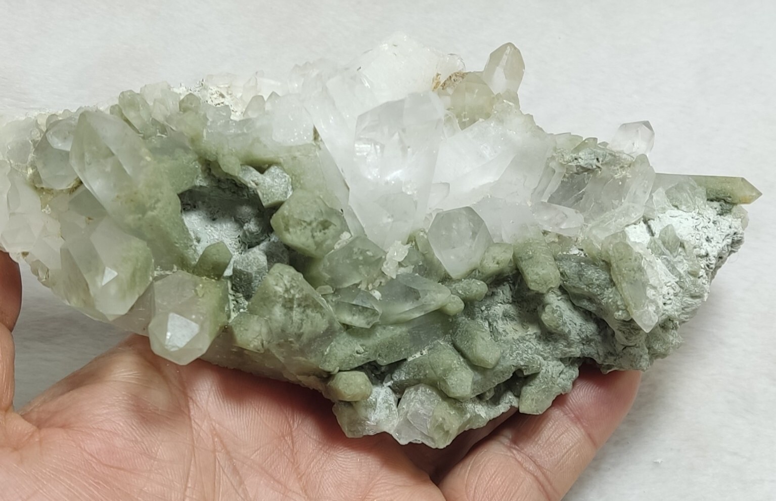 Natural terminated chlorite Quartz cluster 504 grams