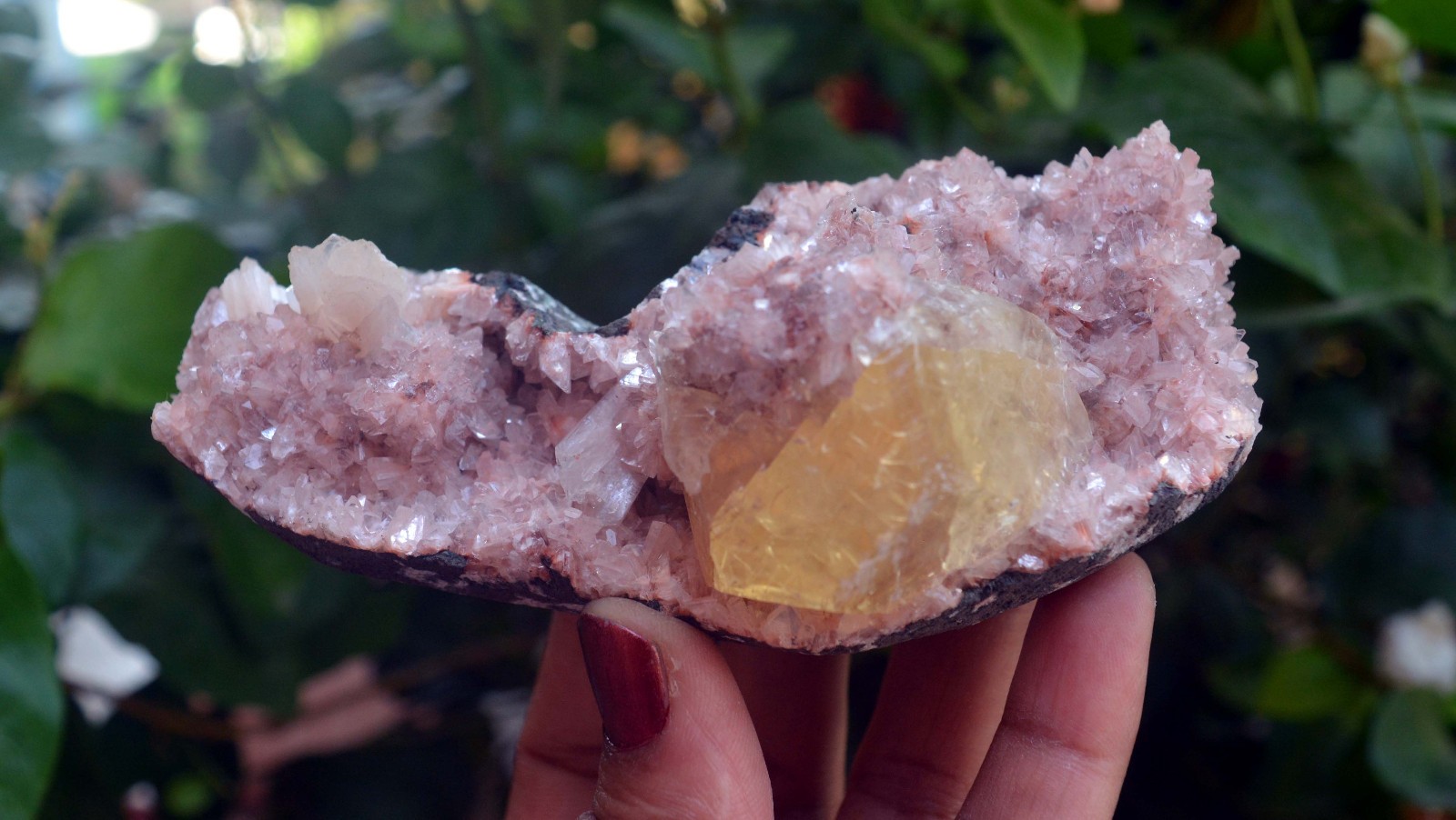 calcite crystal w/ heulandite matrix minerals specimen j-6