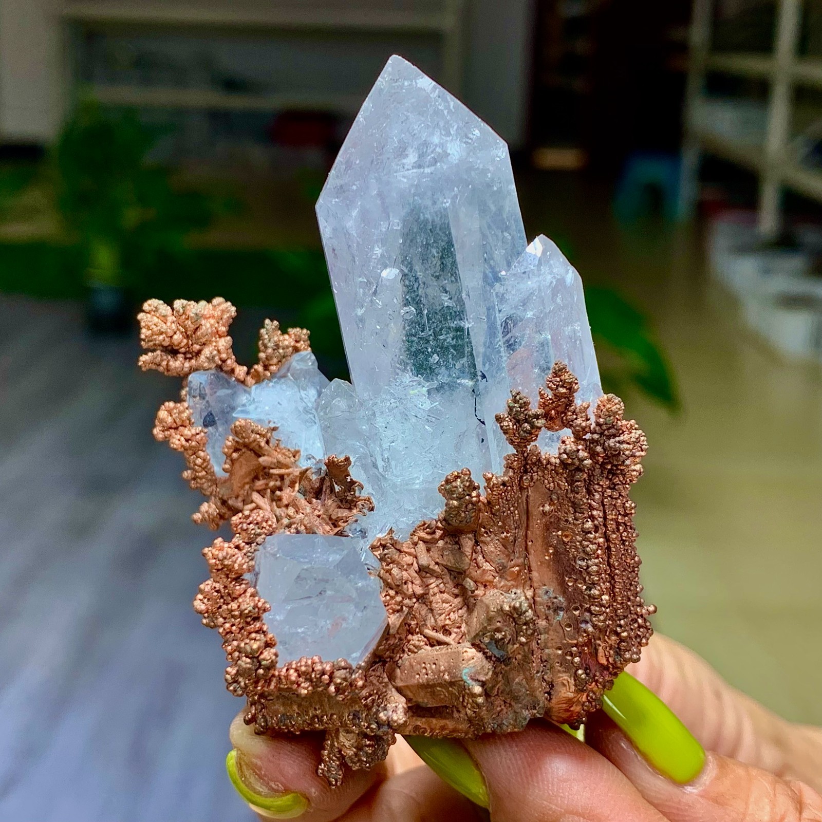 148G Rare iridescent Native Copper with white quartz crystal mineral-symbiosis