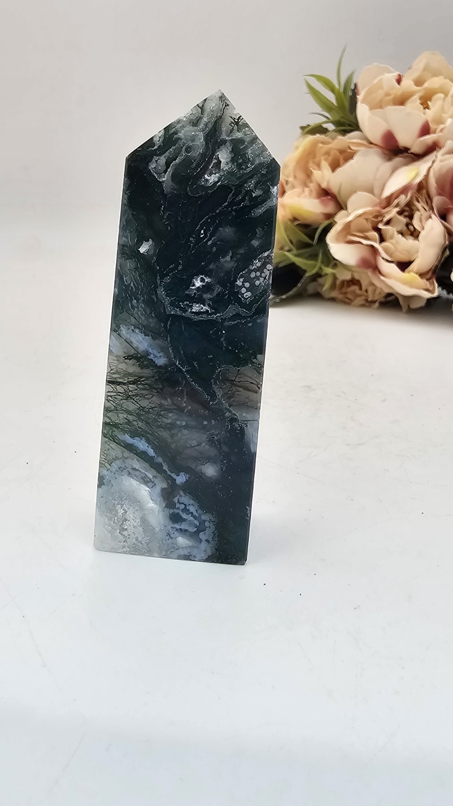 Moss Agate tower point crystal Green Healing 78g 7.8cm