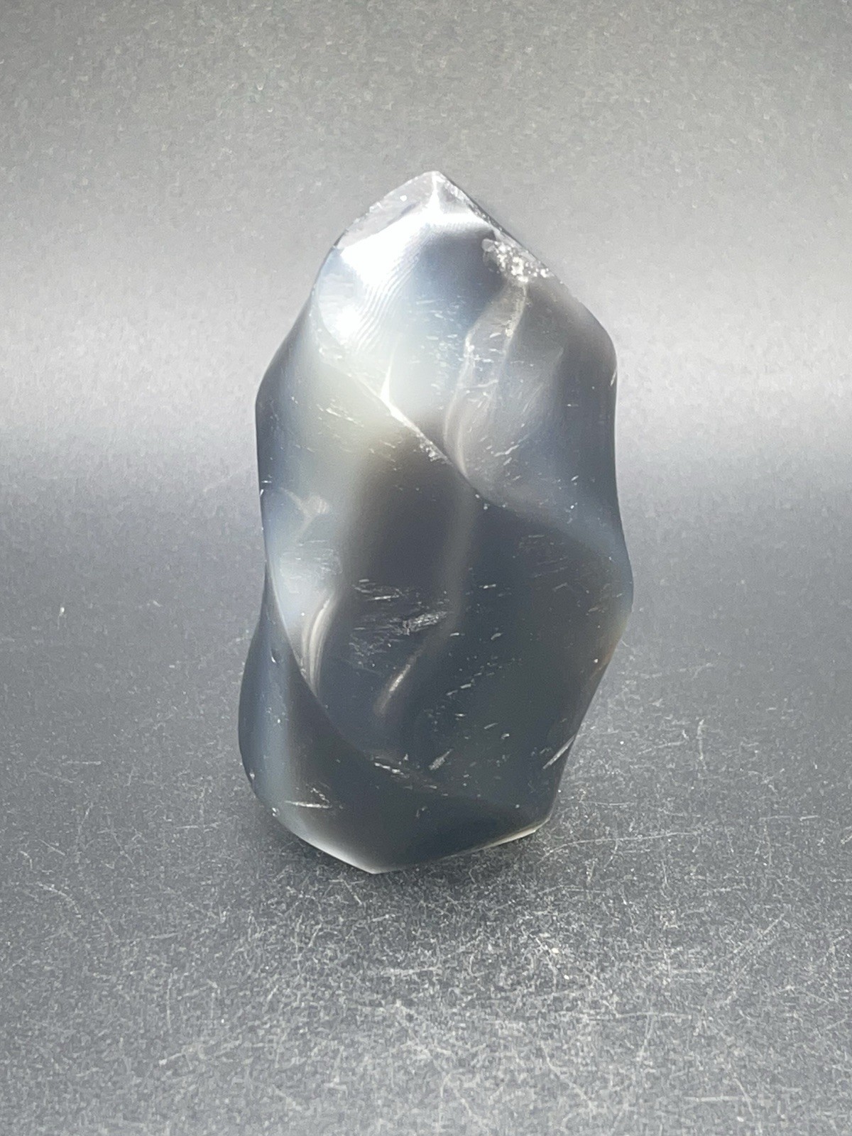 Black And White Agate Flame 139g
