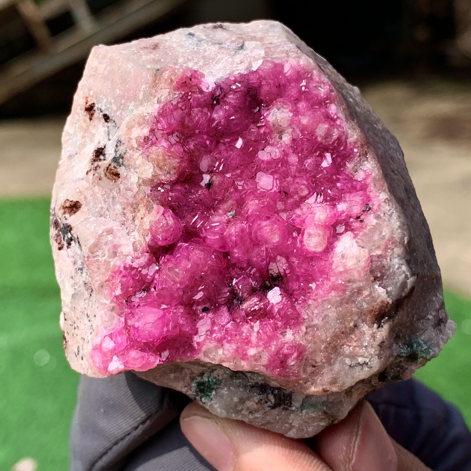 205G Natural Cobalto Calcite graininess Crystal Mineral specimen Healing-Congo