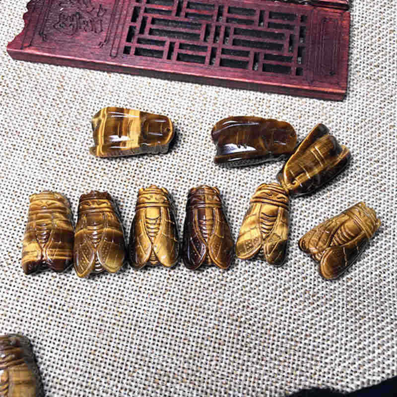 Natural Tiger’s Eye Stone Carved Cicada Quartz Crystal Stone Pendant Healing