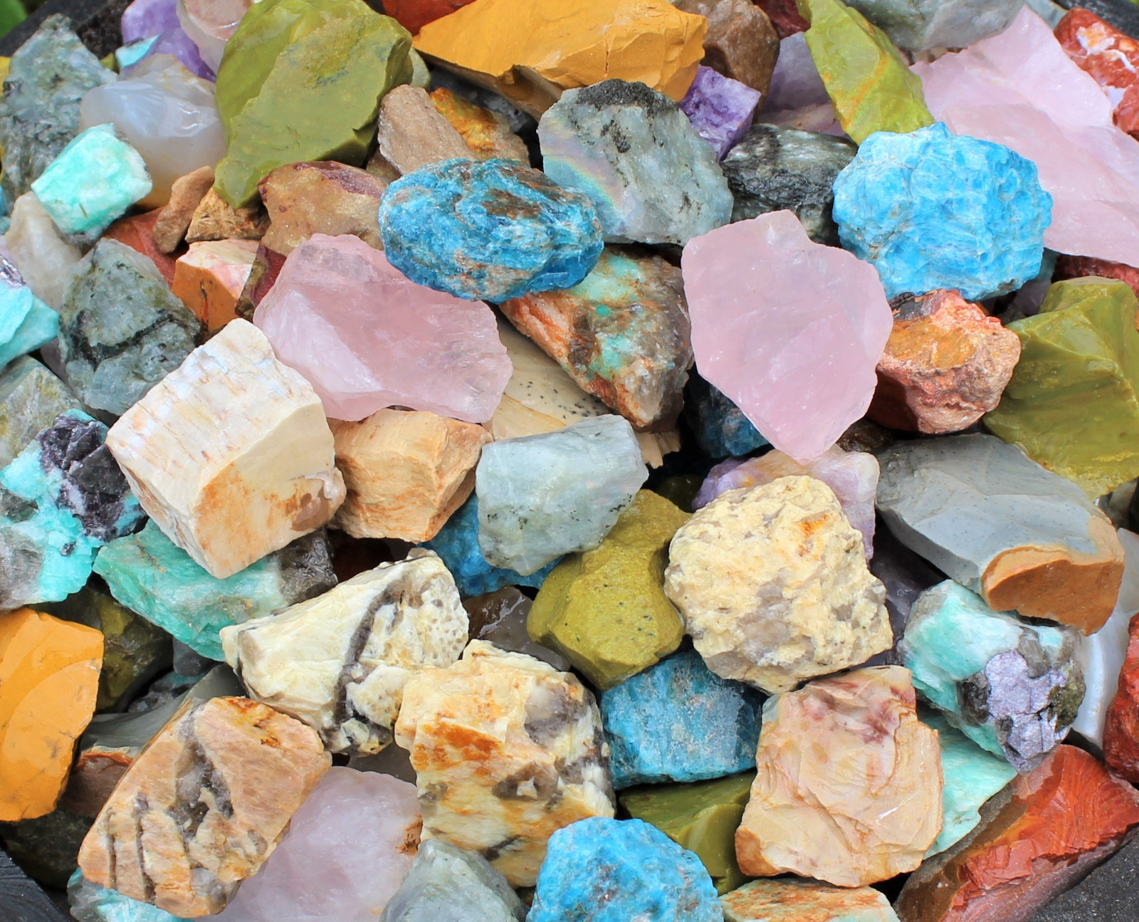 Mixed Lot Raw Crystal Chunks – 1″ to 2″ Bulk – Rough Gems Stones 1/2 lb Bulk Lot
