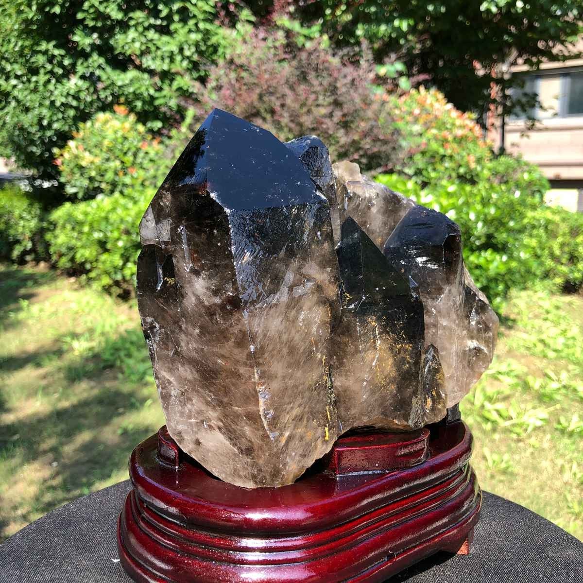 3210g Natural tea crystal specimen + pedestal MH2298
