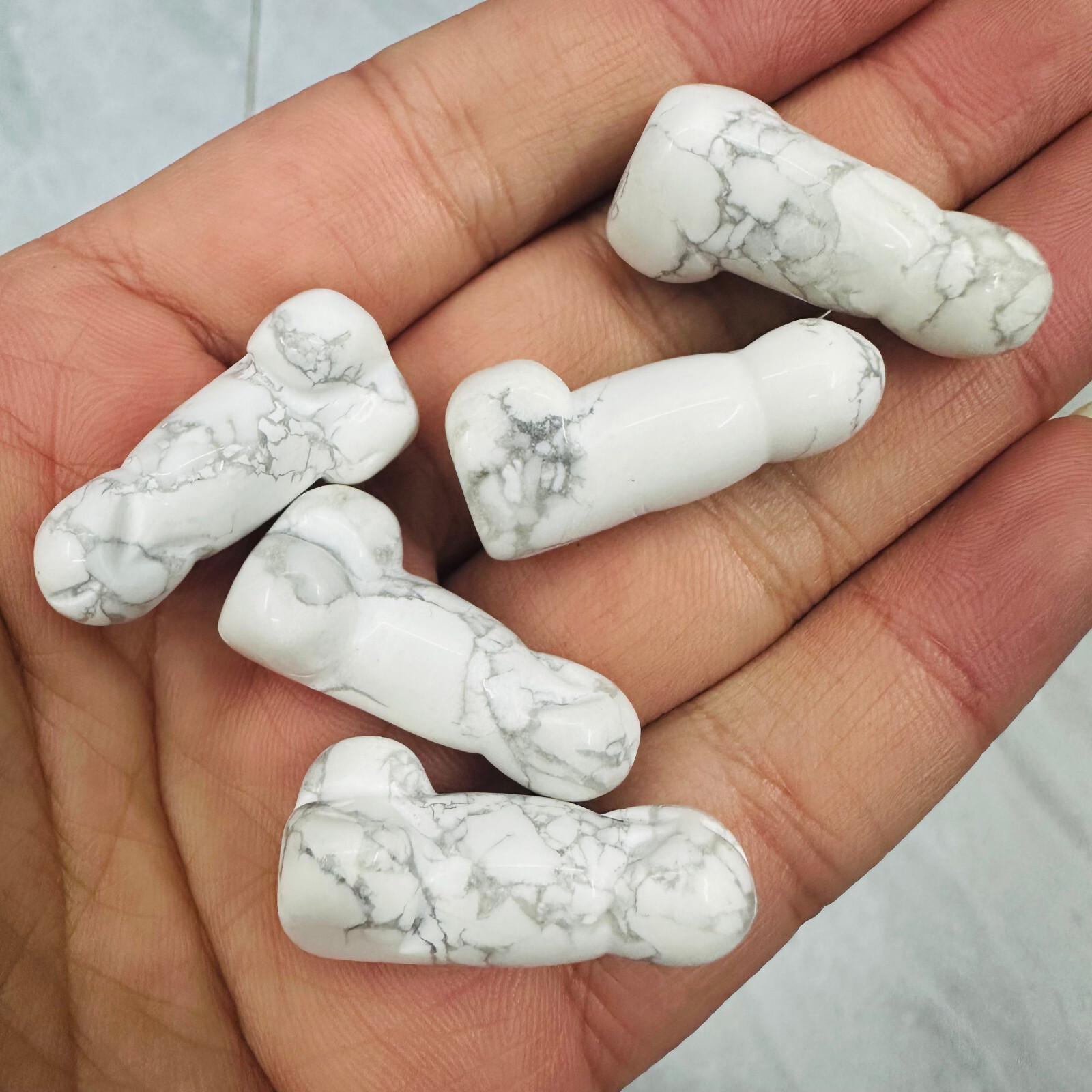 5PC Natural Howlite Carved Genitalia Quartz Crystal Energy Reiki Healing Gift