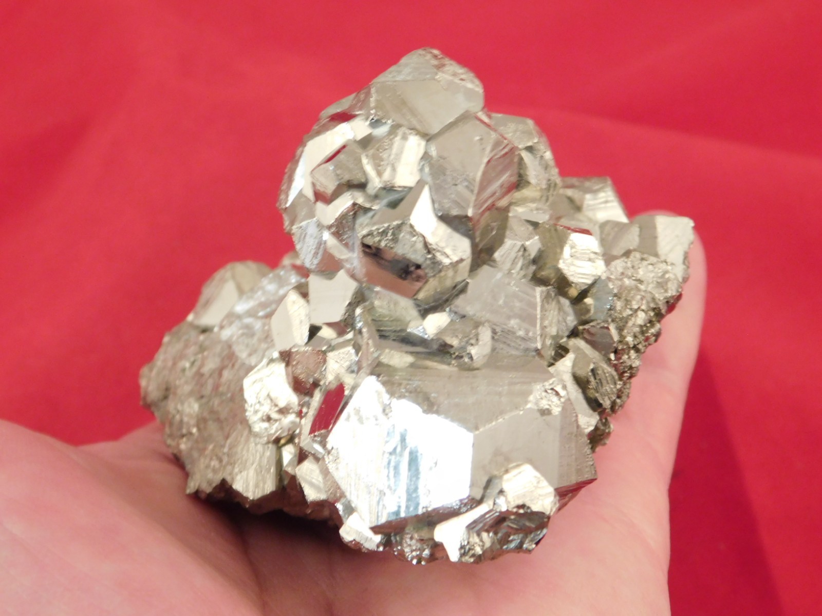 BIG! Dodecahedron PYRITE Crystal Cluster NICE! and 100% Natural Peru 850gr