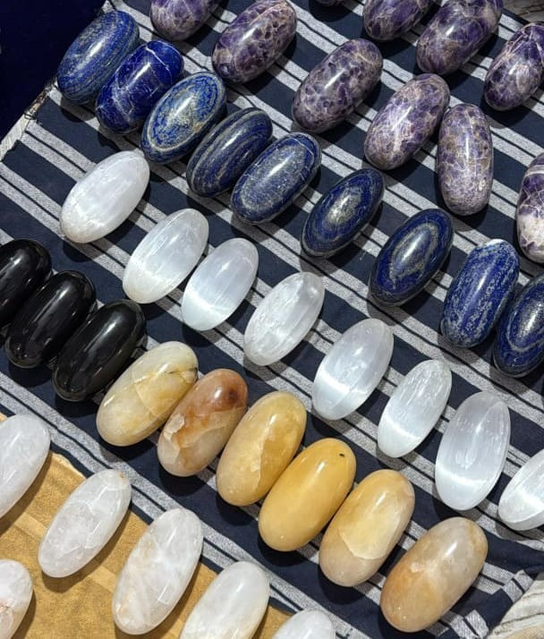Crystal Stone Healing Hand Carved Lingams Healing Reiki Home Metaphysical Decor