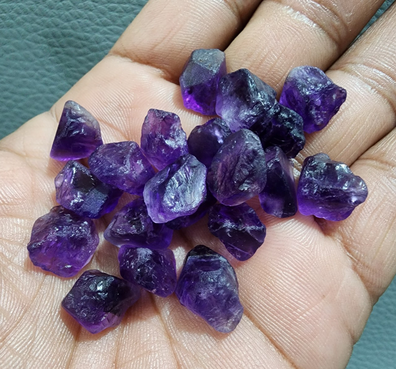 20 Pcs Pretty Purple Amethyst Rough 11-15 MM Raw Size Crystal Amethyst Gemstone