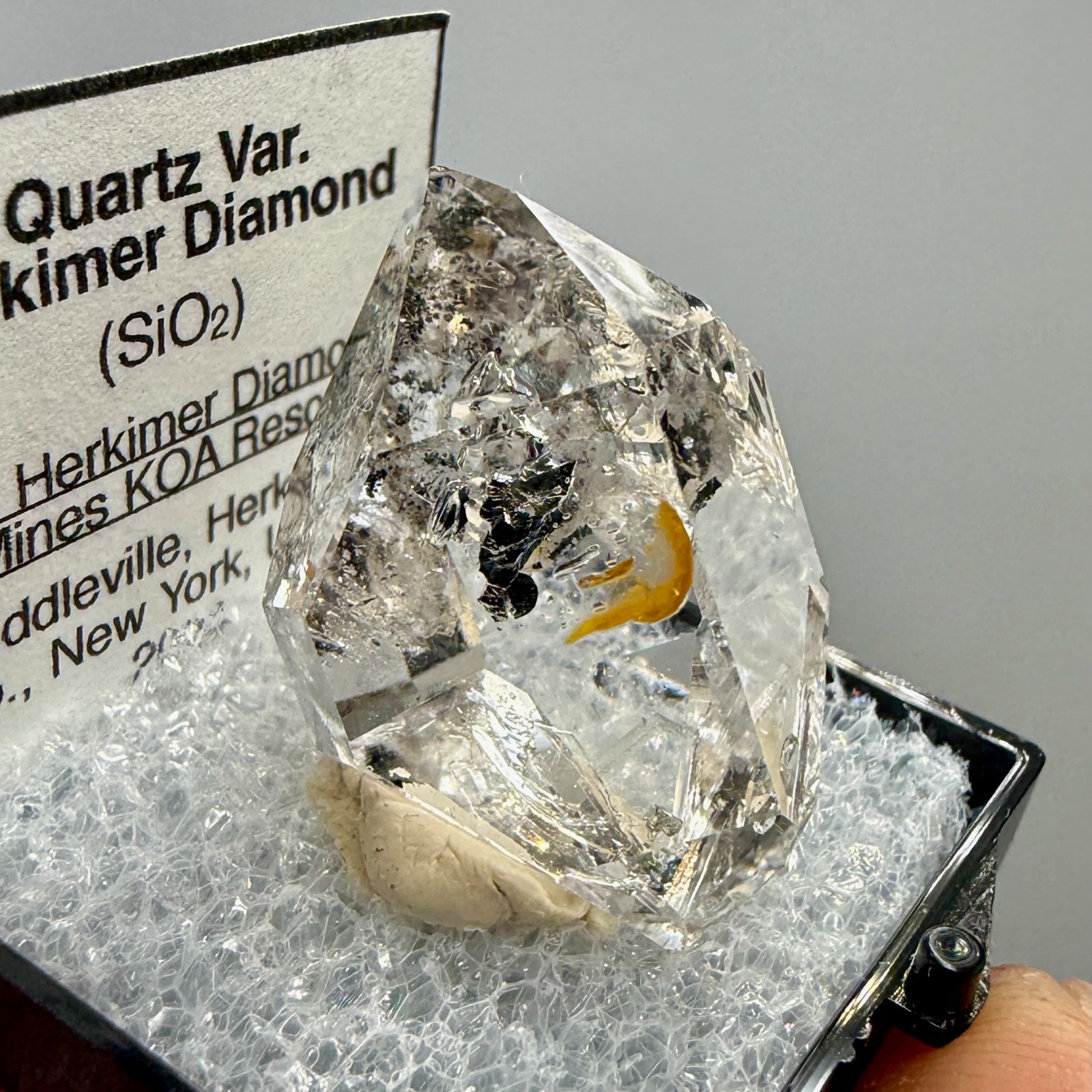 8.63 g Enhydro Herkimer Diamond Gem w/ Moving Gas Bubble, A-Grade Clarity