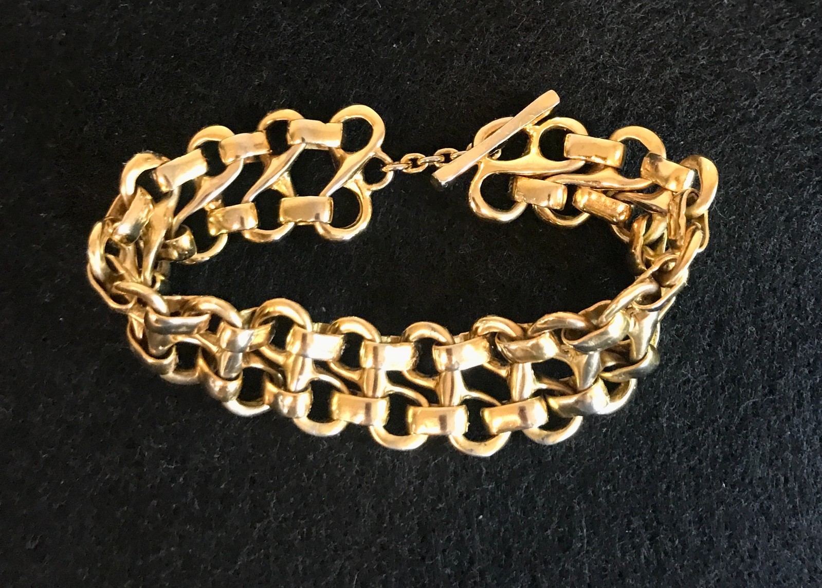 Celebrated 90s design – Gold Plated Bracelet – designer Robert Lee Morris
