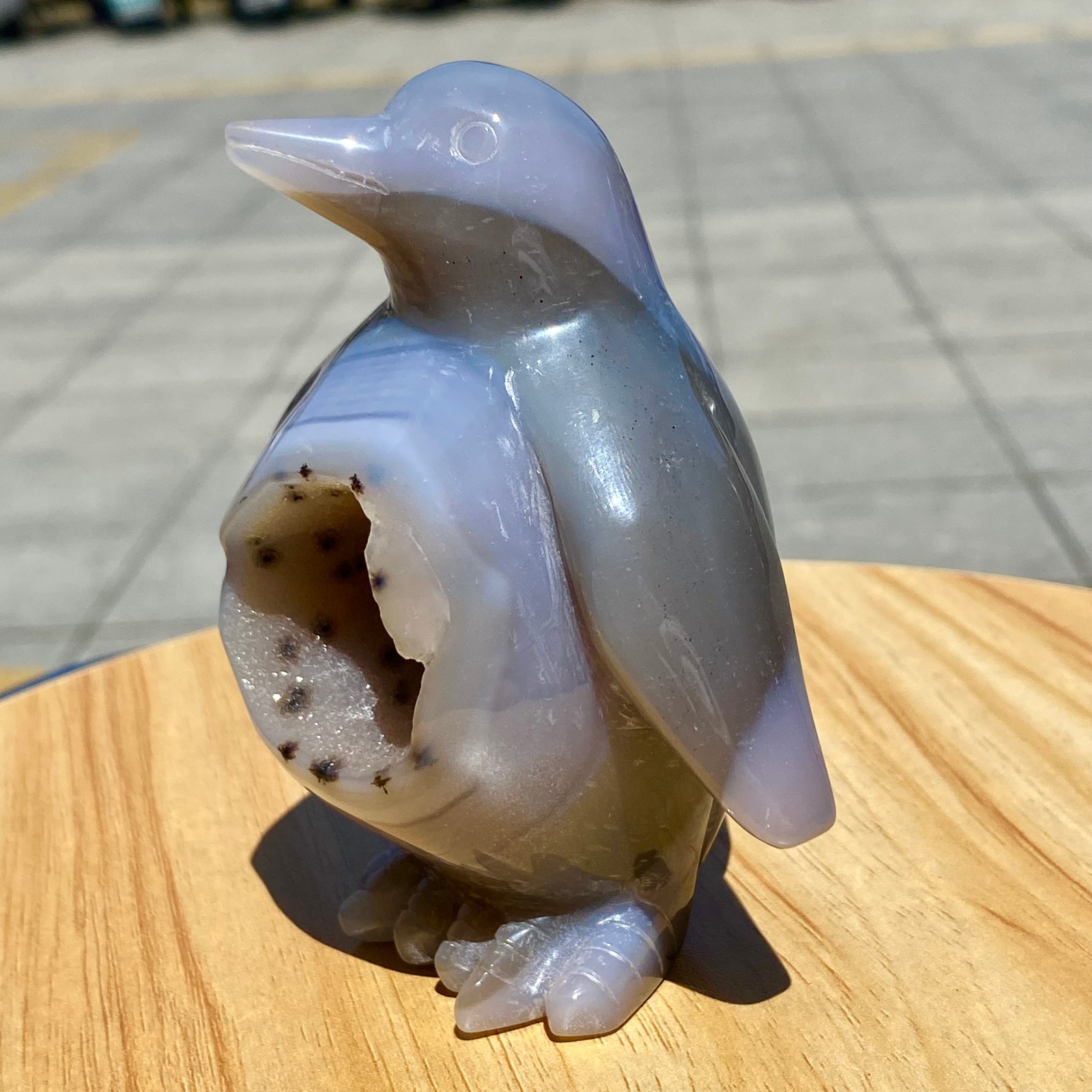 420G Natural Agate Hand Carved Penguin Figurine, Cute Crystal Animal Statue