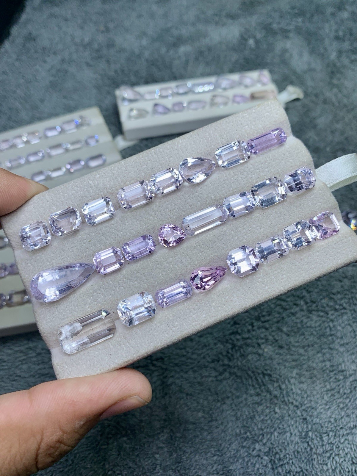 Multi Colour Kunzite 250 Carats Loupe Clean And Eye Clean Gemstones Lot