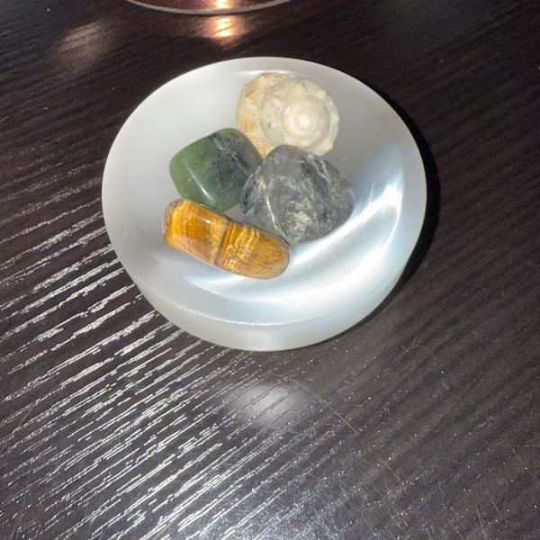 Natural Selenite Bowl Crystal 3″ Cleansing Charging Plate Reiki Healing Stone