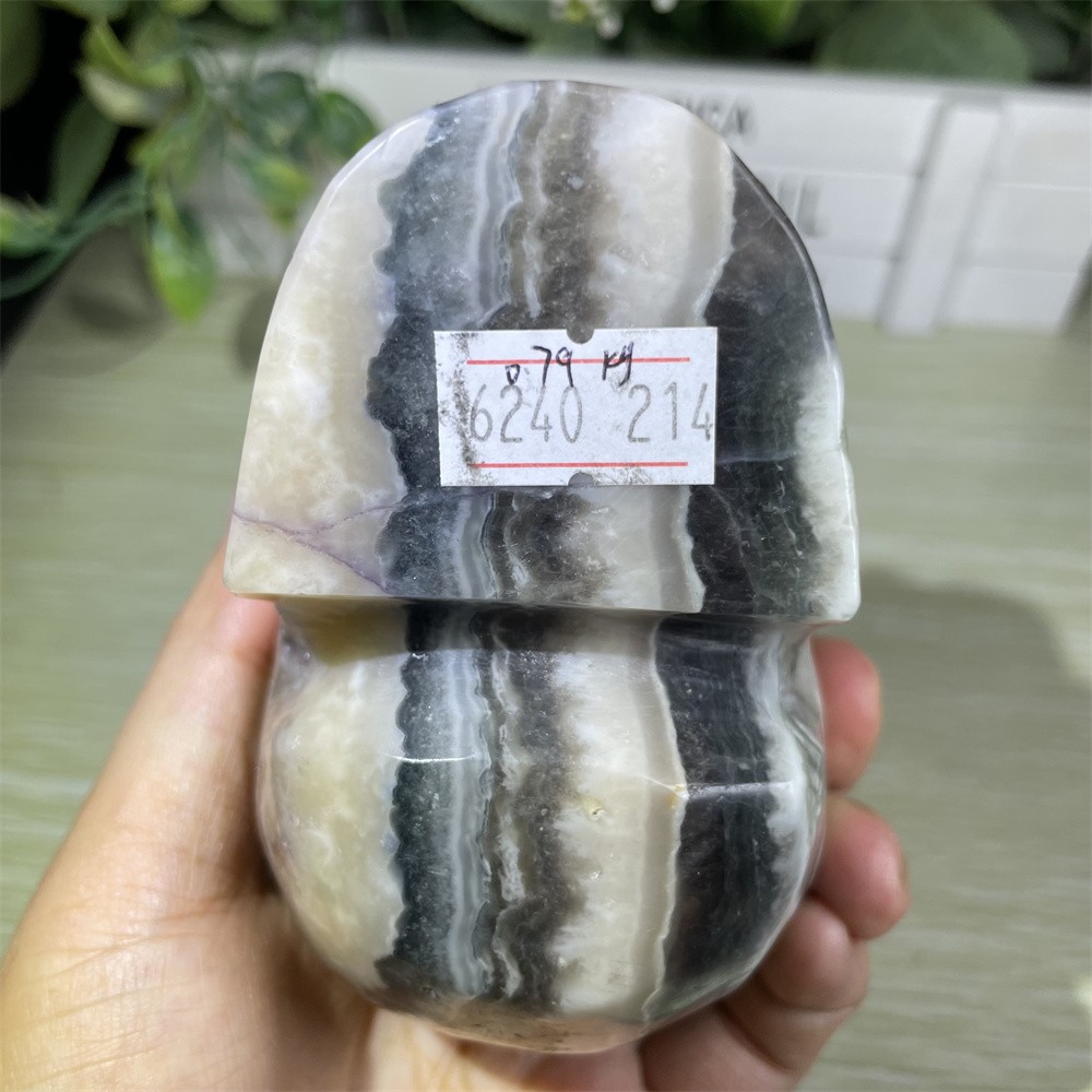 1.7LB 3.5″ Fluorescent /UV Fluorite Geode Skull Carving Crystal Quartz Reiki