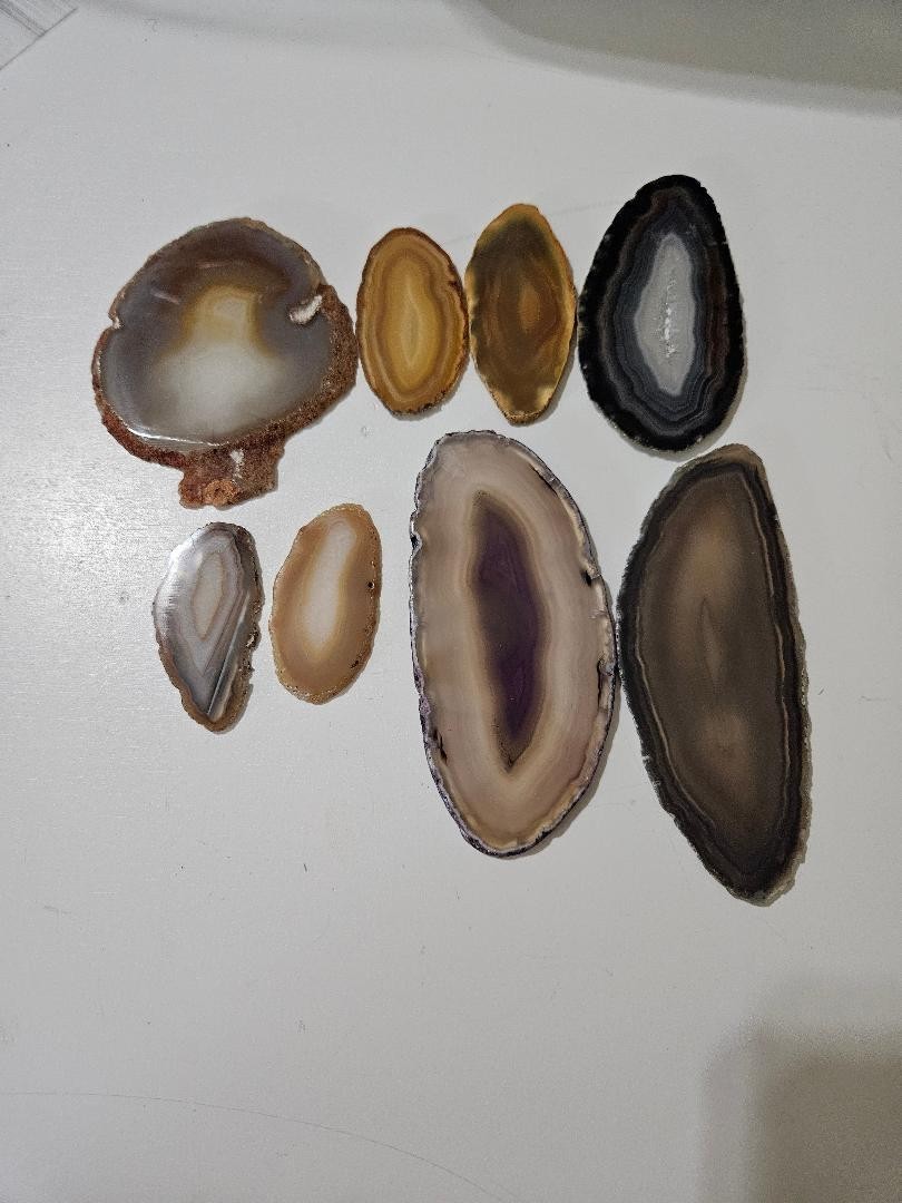 Sliced Stone Agate – 8 Pieces – Various Sizes and Colors