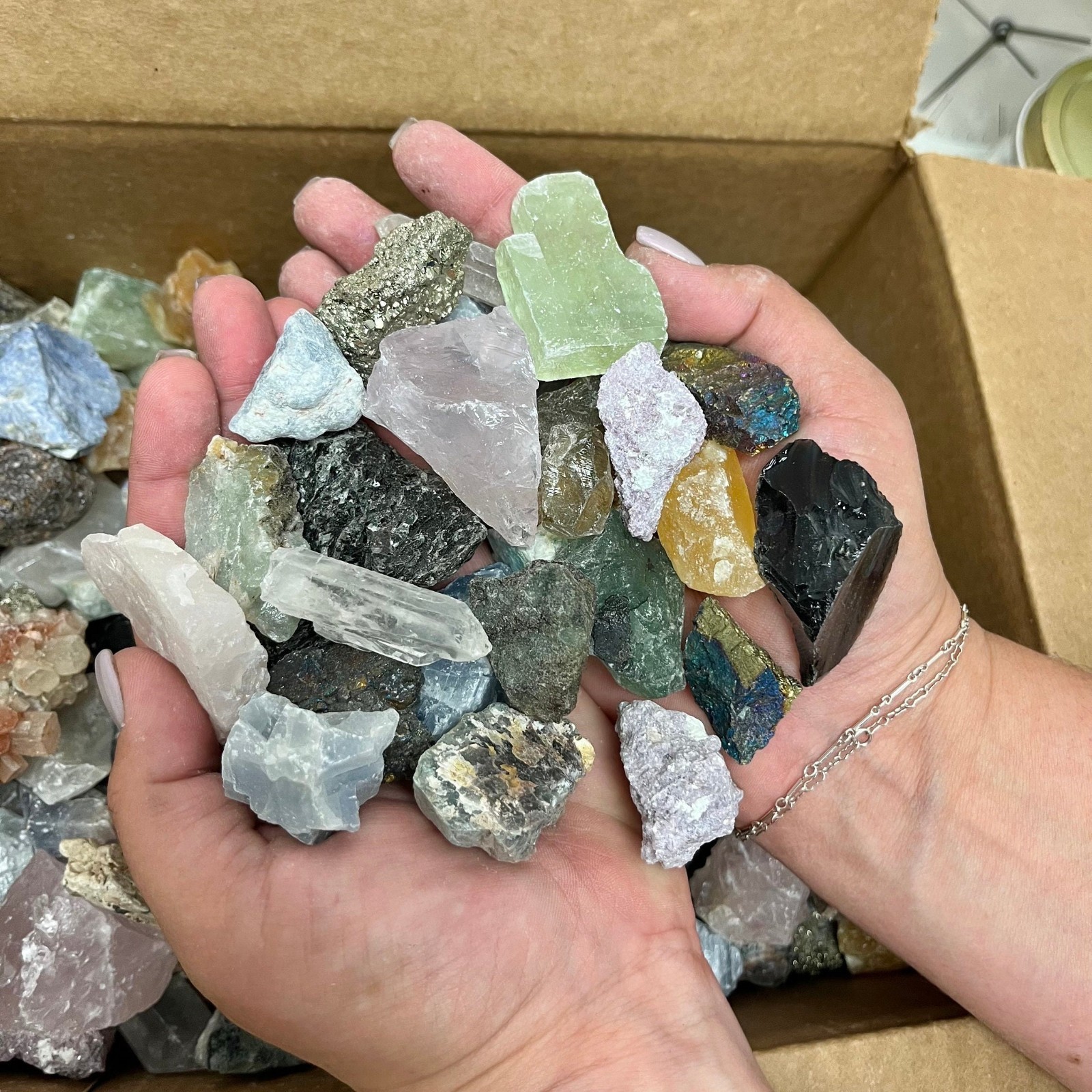 20 lbs Mixed Rough Crystals Bulk Lot A Grade Natural Assorted Stones