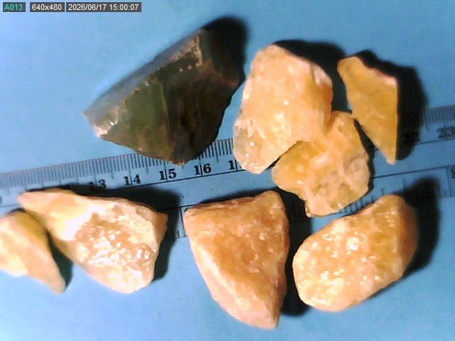 CALCITE SPECIMENS MIXED COLOR & SIZES LOT FROM UNKNOWN LOT #D122