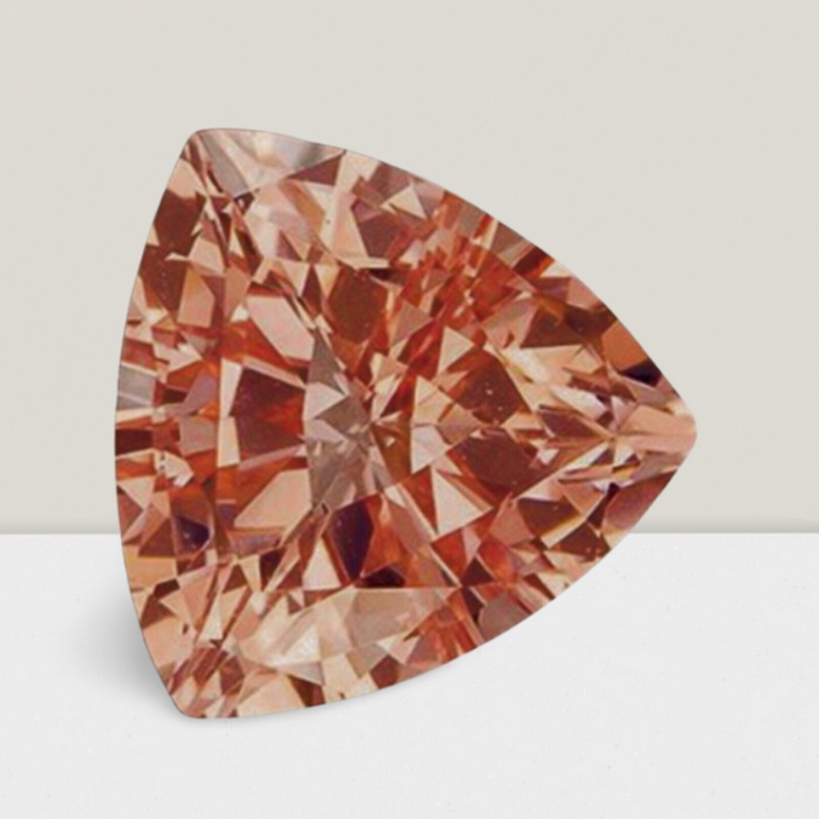 Morganite Trillion Cut Gemstone 0.61 Cts – 6 mm VVS Loose Gem