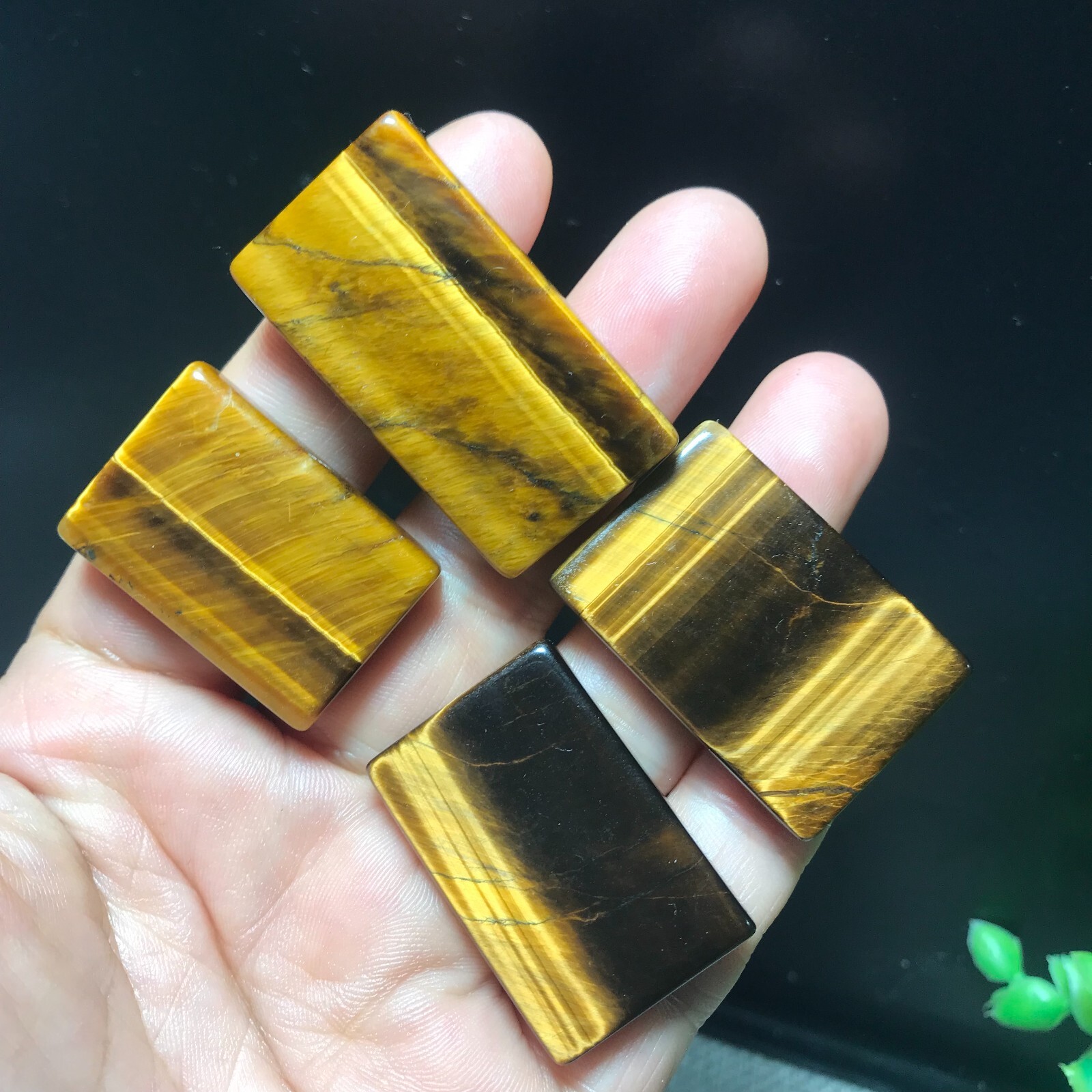 4pcs 51g Natural Tiger Eye Gemstone rectangular pendant 841