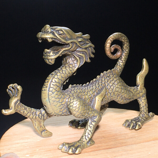 105g Ancient Chinese Handcrafted.Brass Exquisite.Perfect dragon sculpture.gift