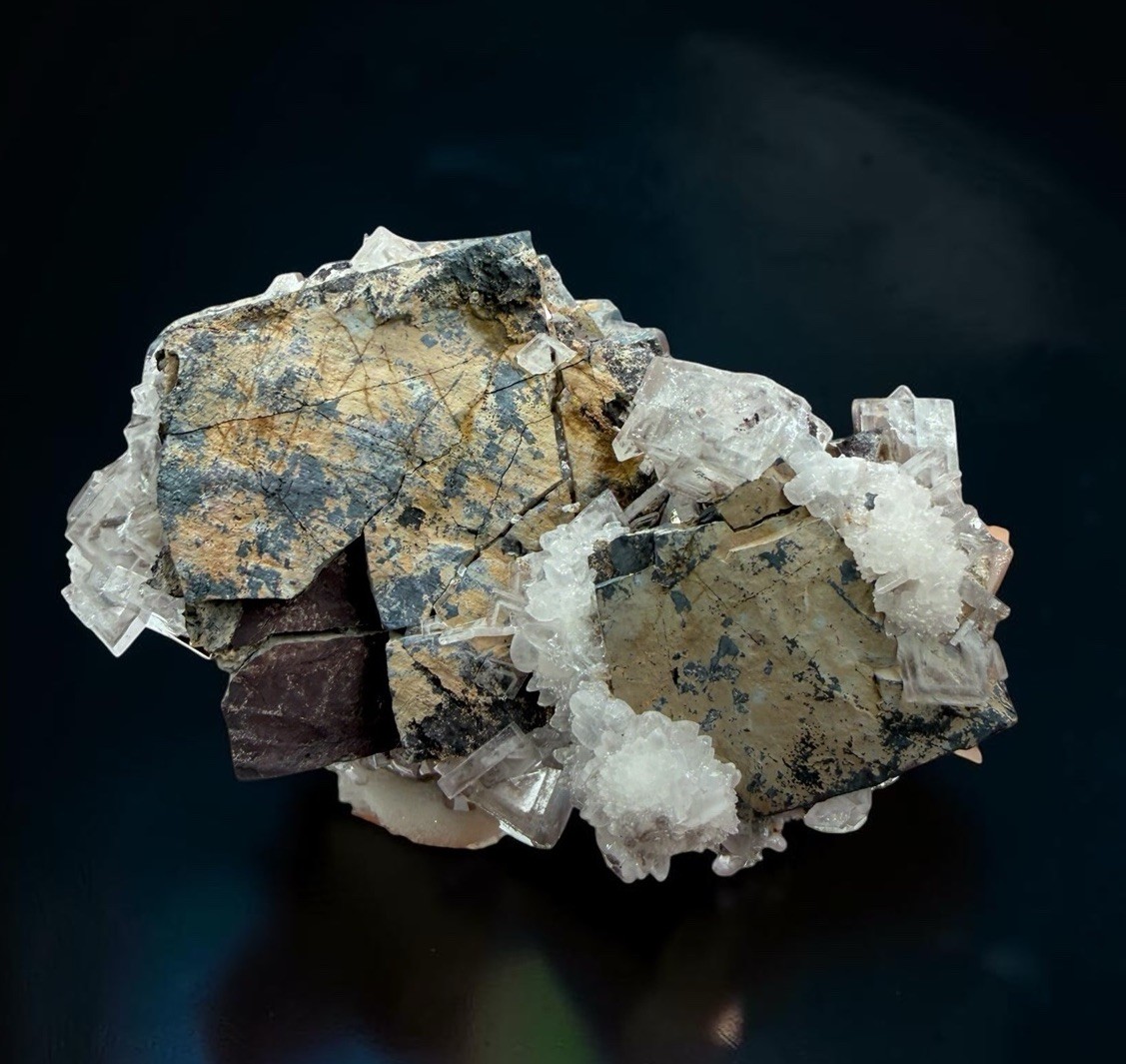 Barite & Calcite Xls : N’Chwaning Mine . North Cape Prov., South Africa 🇿🇦