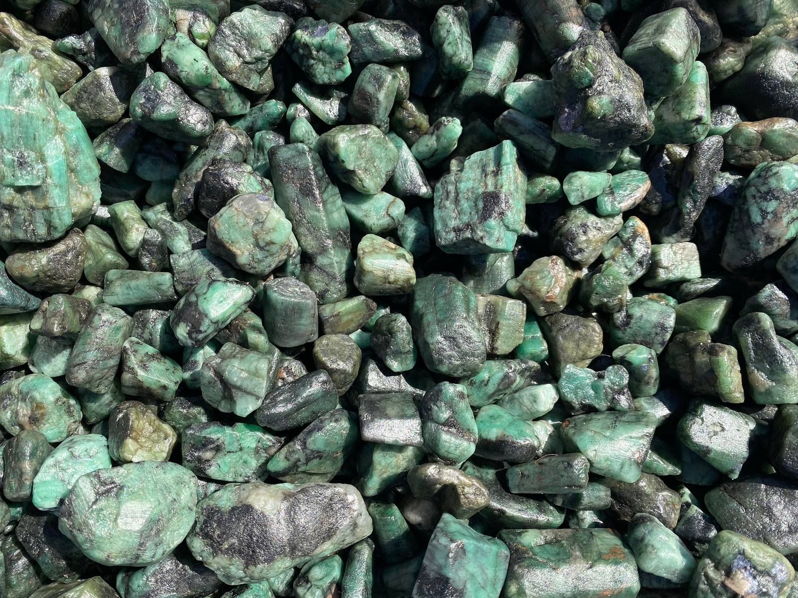 Raw Emerald Stone (Grade A) Natural Rough Emerald from Brazil, Emerald Gemstone