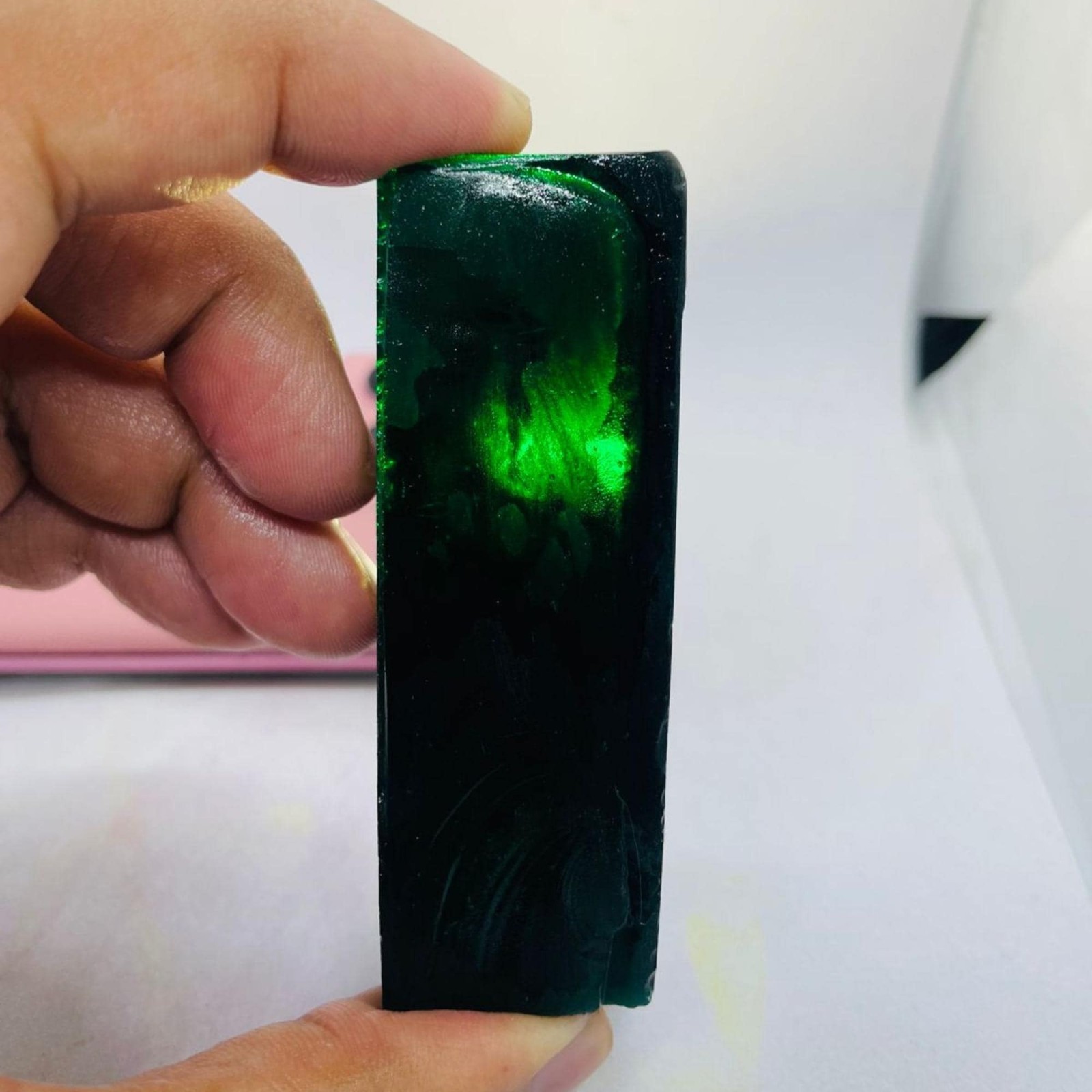 Green Emerald Slice 510-610CT Natural Gemstone Slab for Cabochon Cutting Work