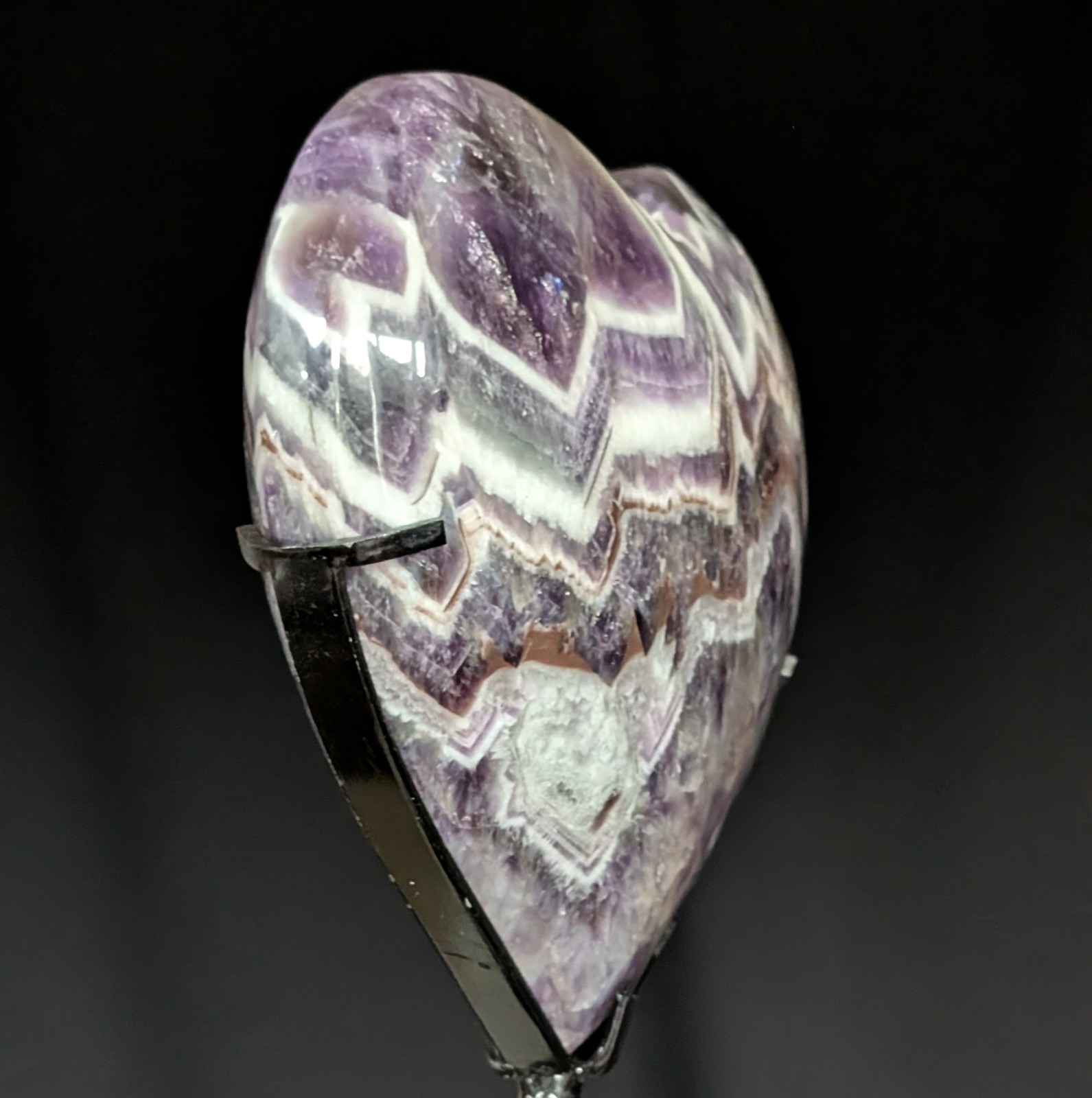Chevron Amethyst Heart Carving Dream Large Big Crystal Gemstone Chakra