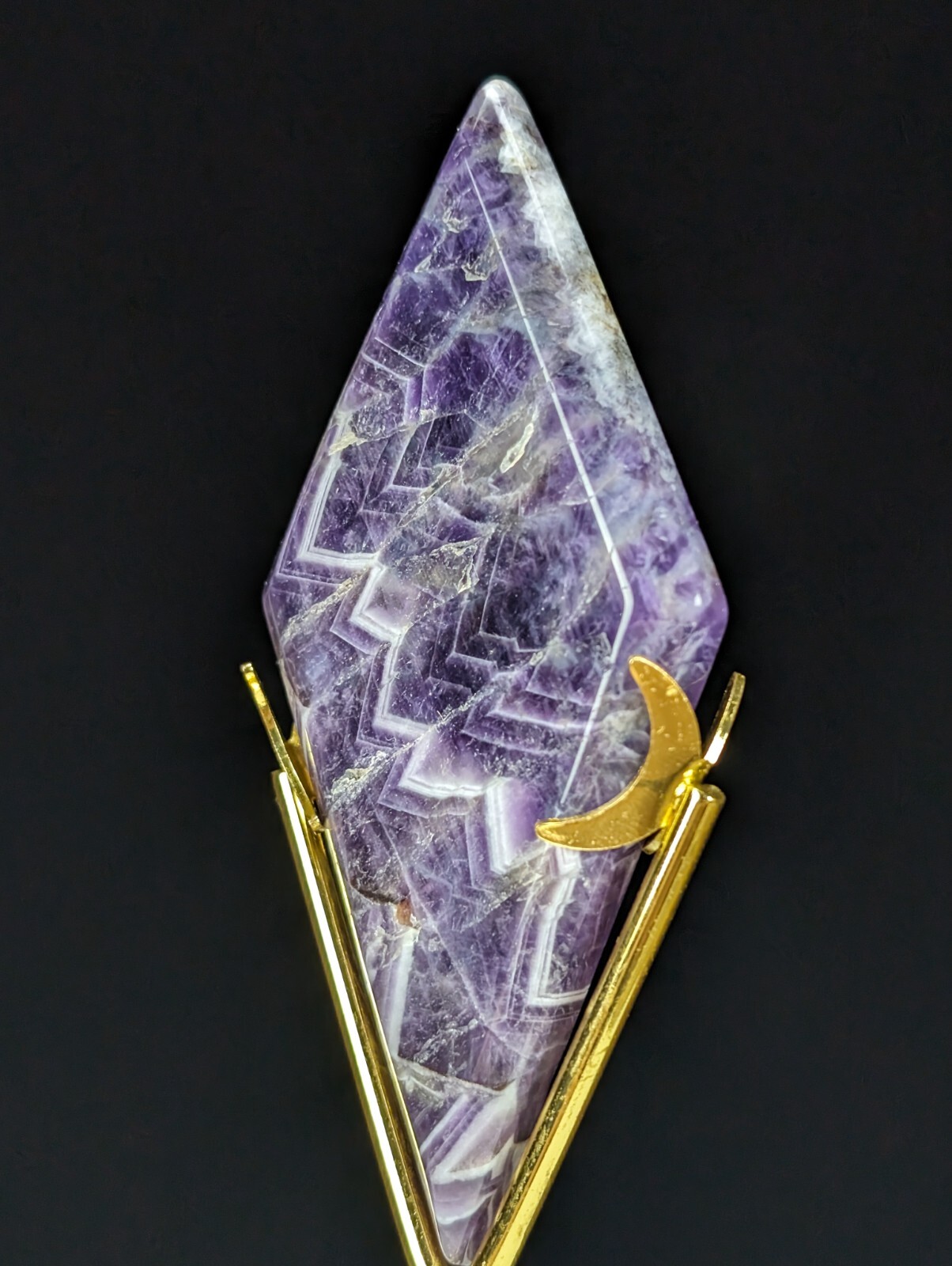 Chevron Amethyst Carving Dream Diamond Rhombus Crystal Gemstone Chakra Mineral