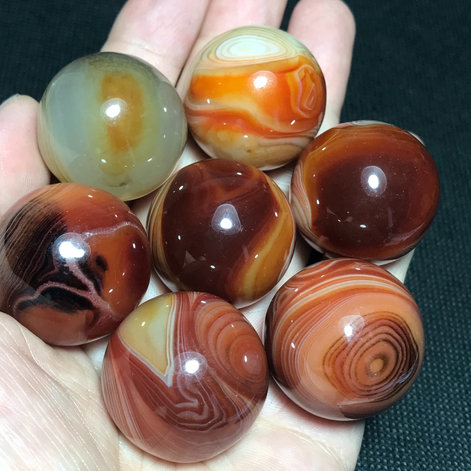195g 7pcs 26mm Polished Silk Banded Lace Agate Ball Madagascar+base 476