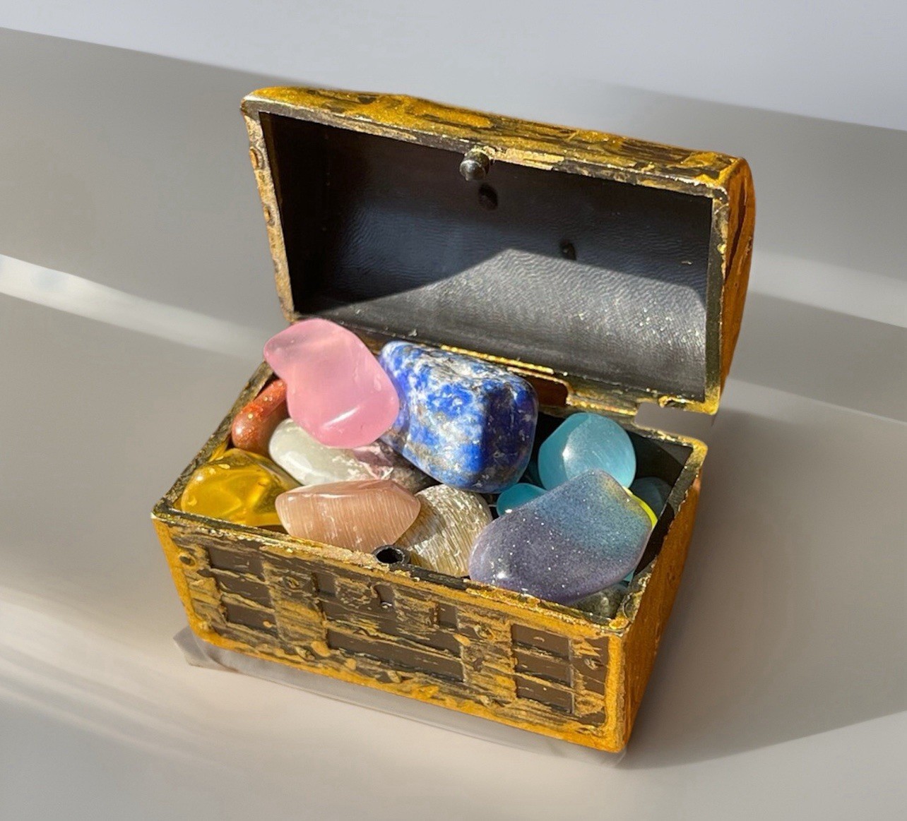 Crystal Treasure Hunt Chest Rock Favor Tumbles Gemstones Crystal Confetti Shapes