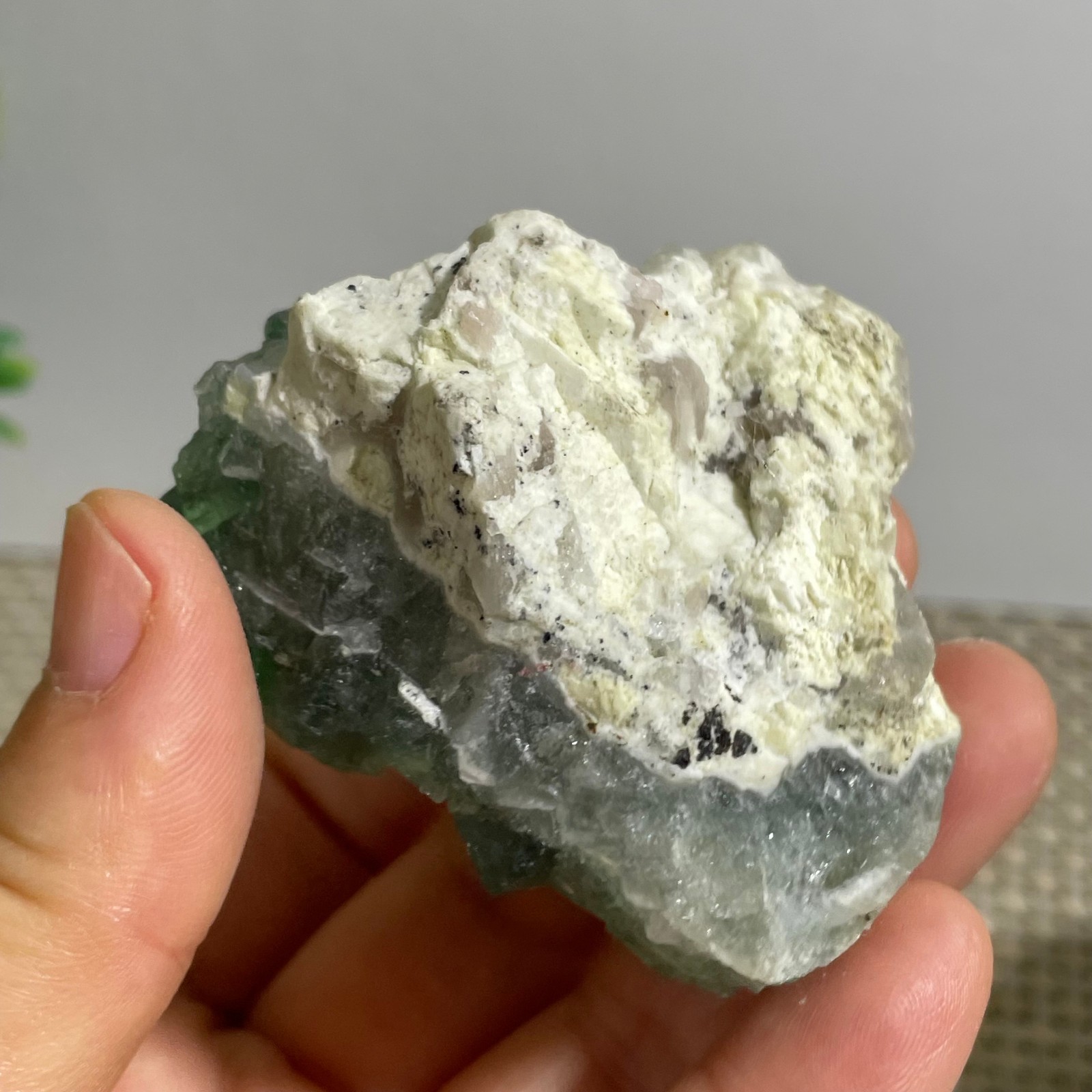 114g NATURAL Green Cube FLUORITE Quartz Crystal Cluster Mineral Specimen