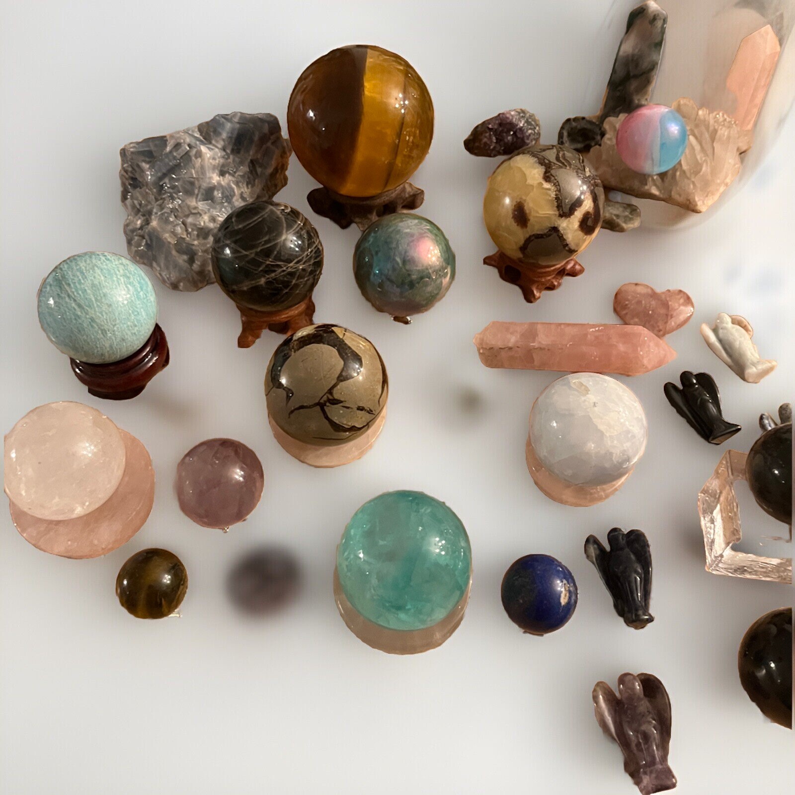 Crystal Scoop, Random Selection, Towers, Spheres, Palmstones | Gemstones Variety