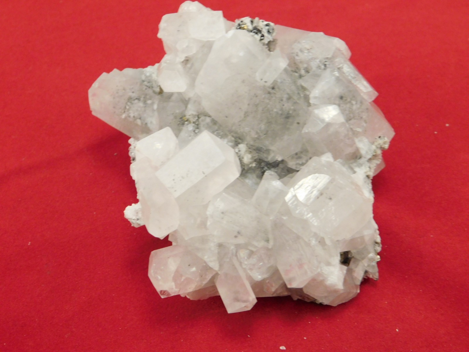 FLUORESCENT Calcite Crystal Cluster on Druzy PYRITE Peru 122gr