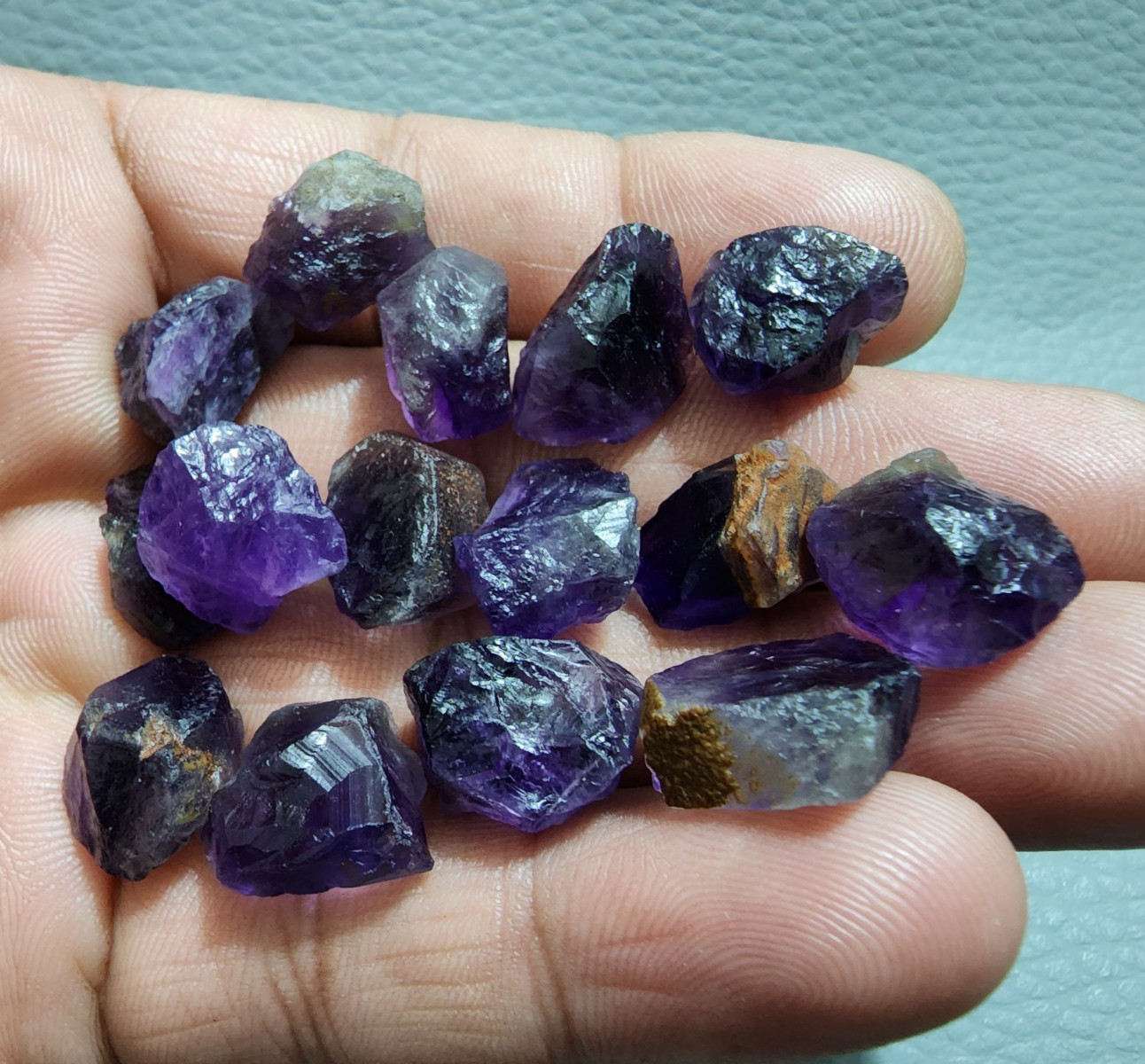 15 Pcs Gorgeous Purple Amethyst Rough Gemstone Crystal Rough Raw Size 13-17 MM