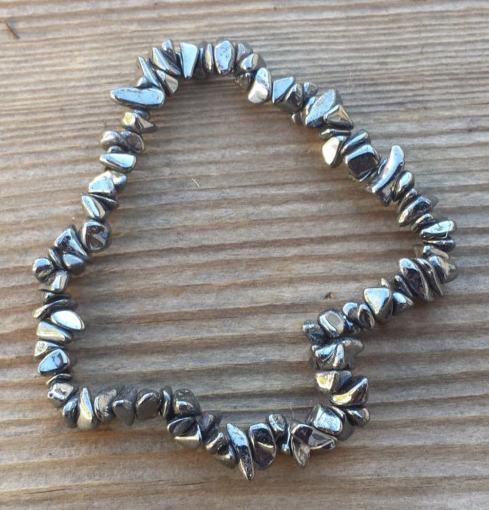 NATURAL HEMATITE STONE GEMSTONE STRETCHY CHIP BRACELET