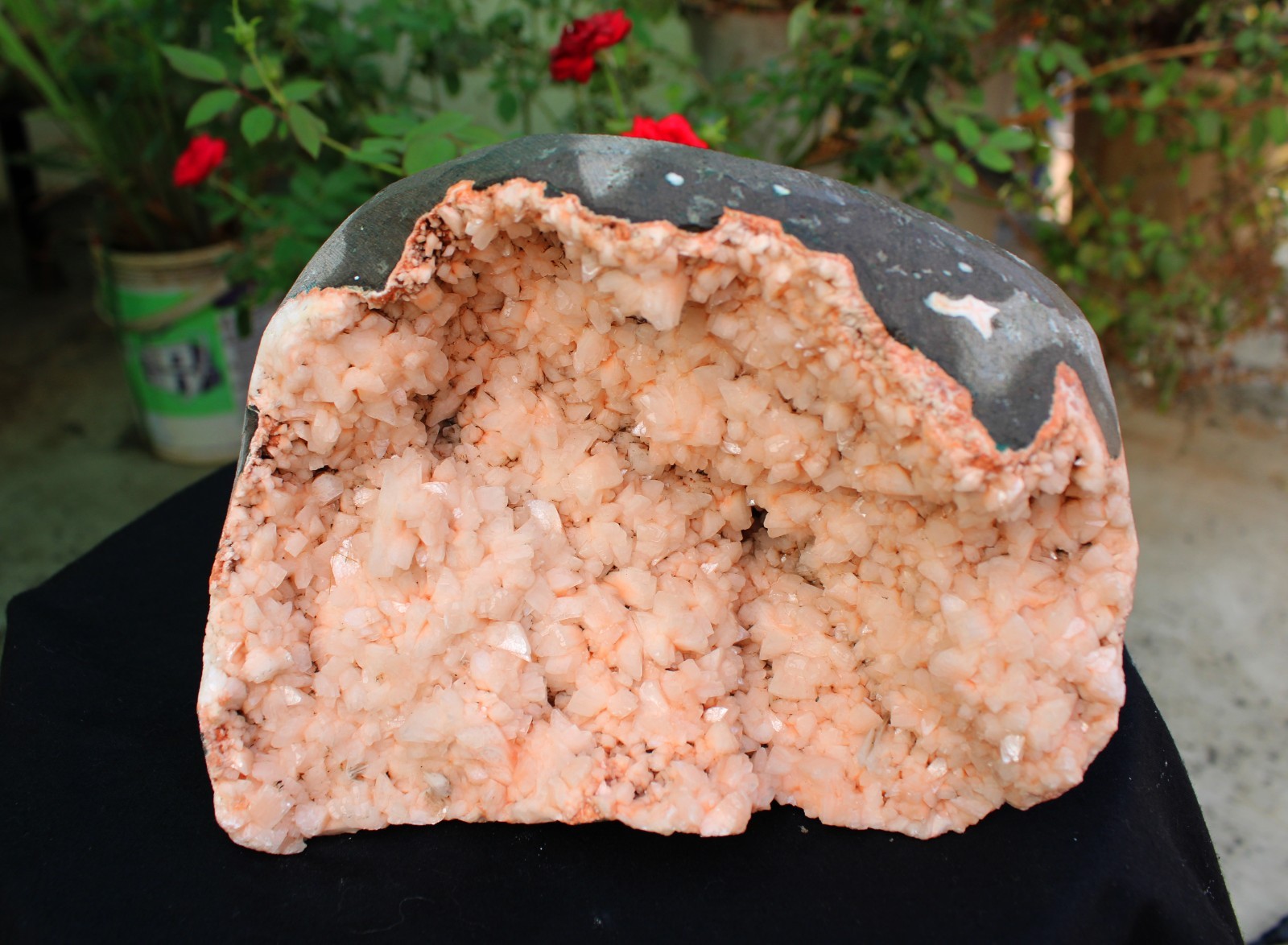 APOPHYLLITE CRYSTALS w/ STILBITE ON MATRIX MINERALS SPECIMEN
