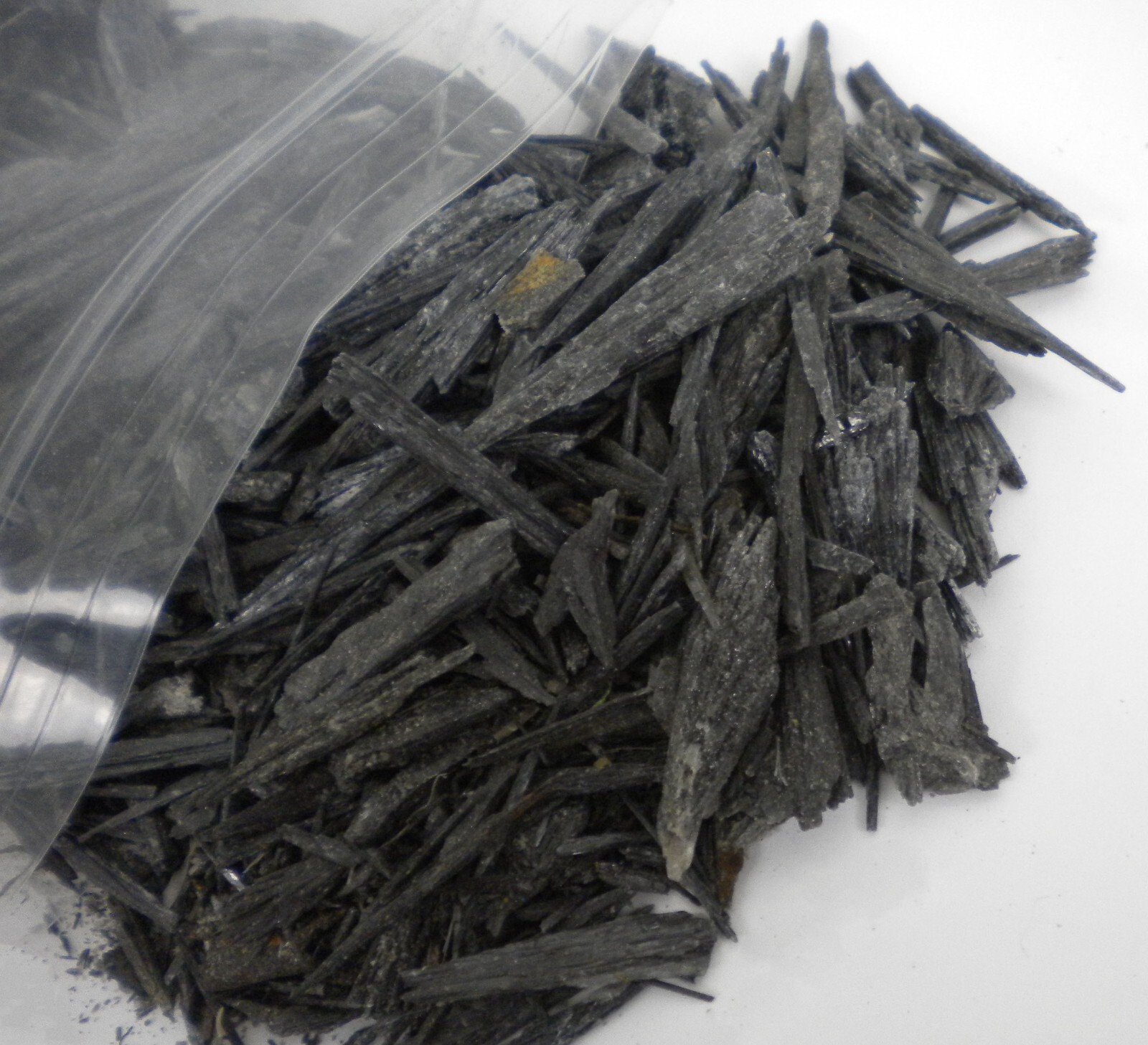Black Kyanite Crystal Shards – 1 Pound, 5 ozs – Bulk Lot – KYA2303