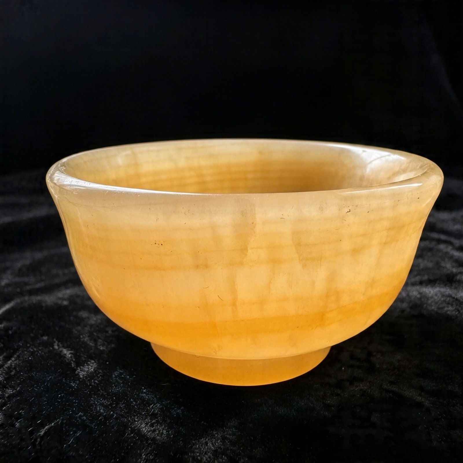 Hand Carved Natural Jade Bowl – Collectible Crystal Desk Decor Jewelry Holder Ar