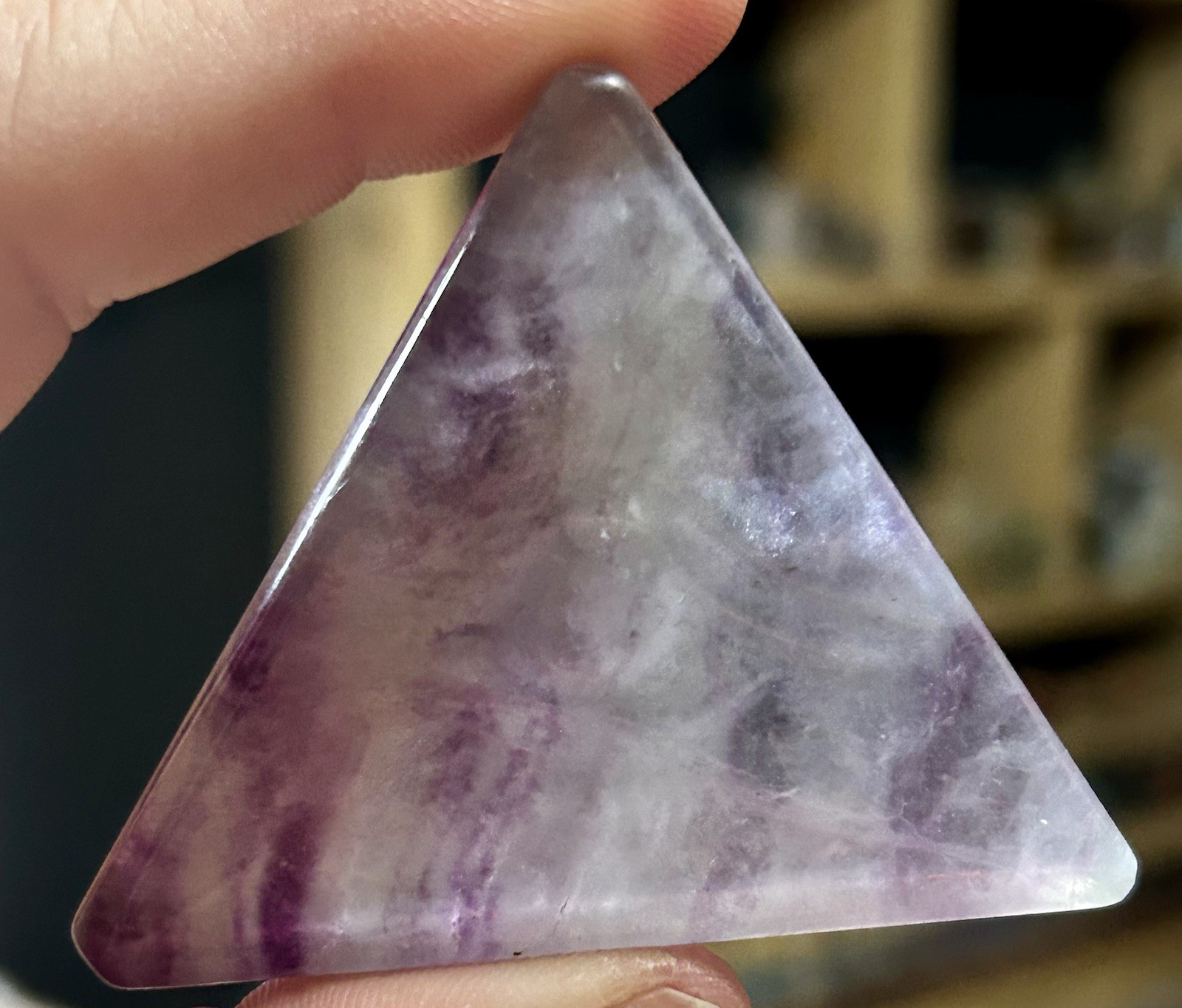 fluorite triangle with eye crystal carving uv reactive natural stone