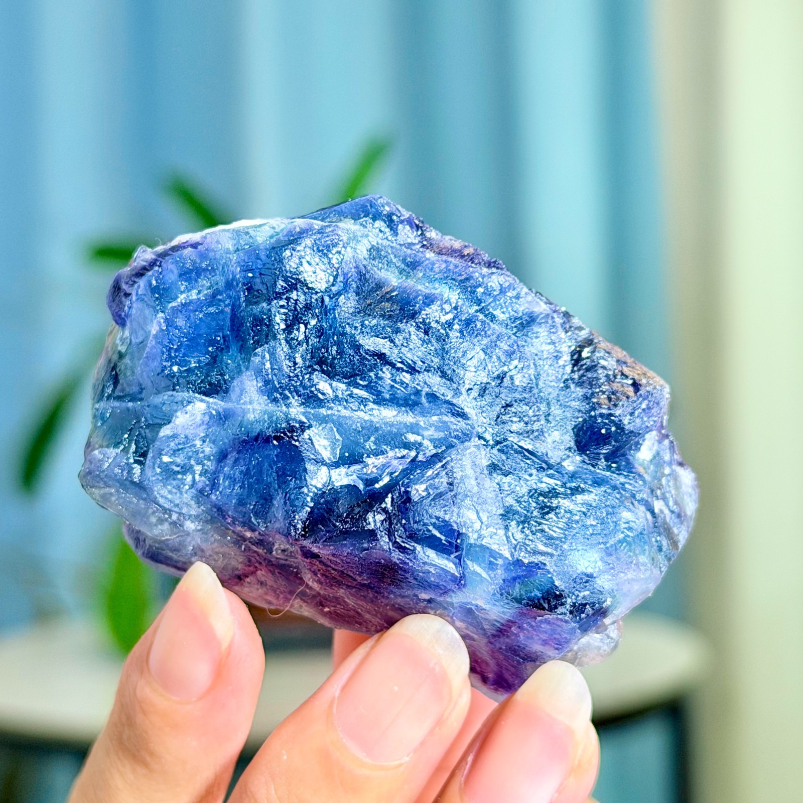 156G Rare transparent purple cubic fluorite mineral crystal sample/China