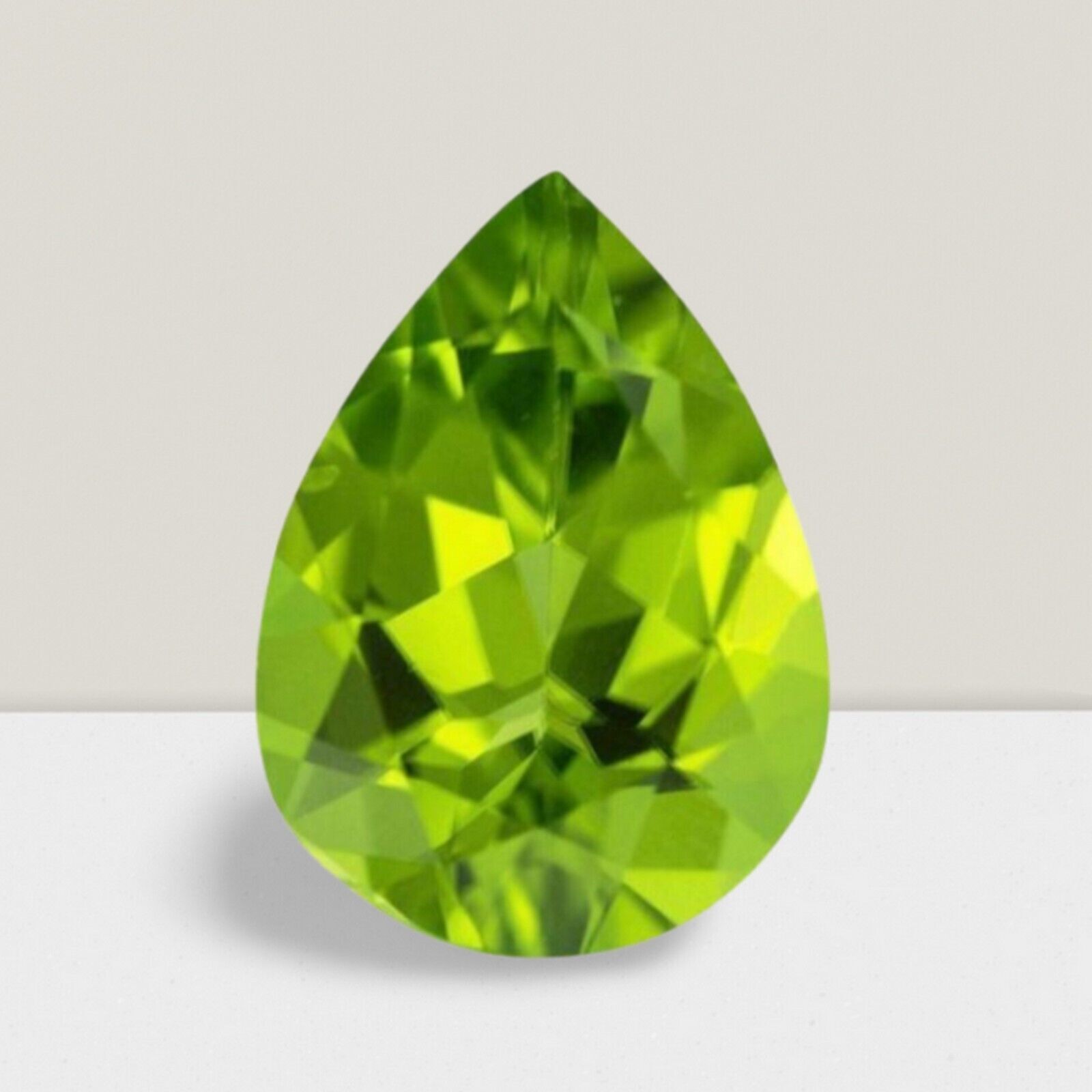 Peridot Pear Cut Gemstone 5.1 Cts – 14×9 mm Lustrous Loose Gem