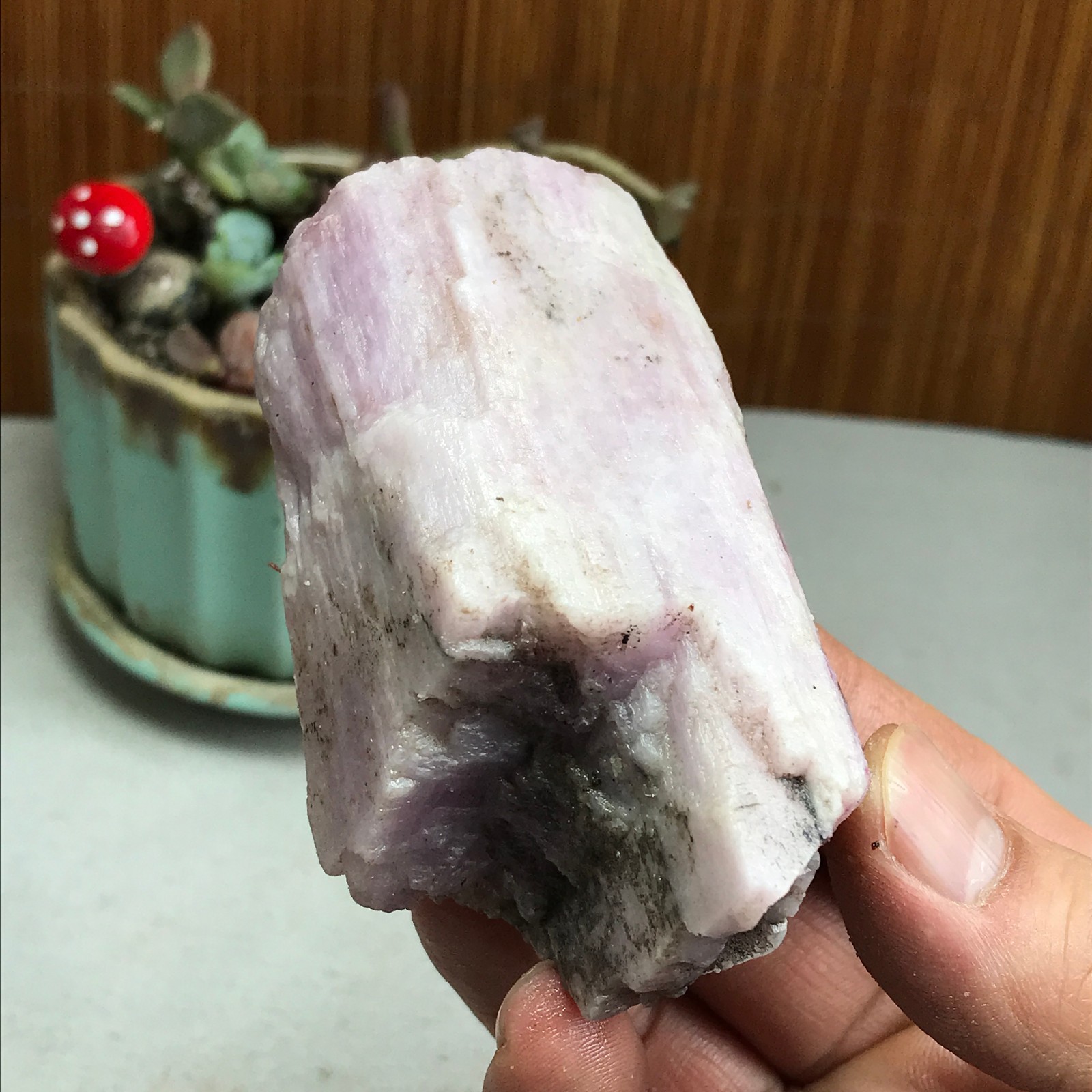 80-52-37mm NATURAL ROUGH KUNZITE PINK SPODUMENE CRYSTALS 254g A4608