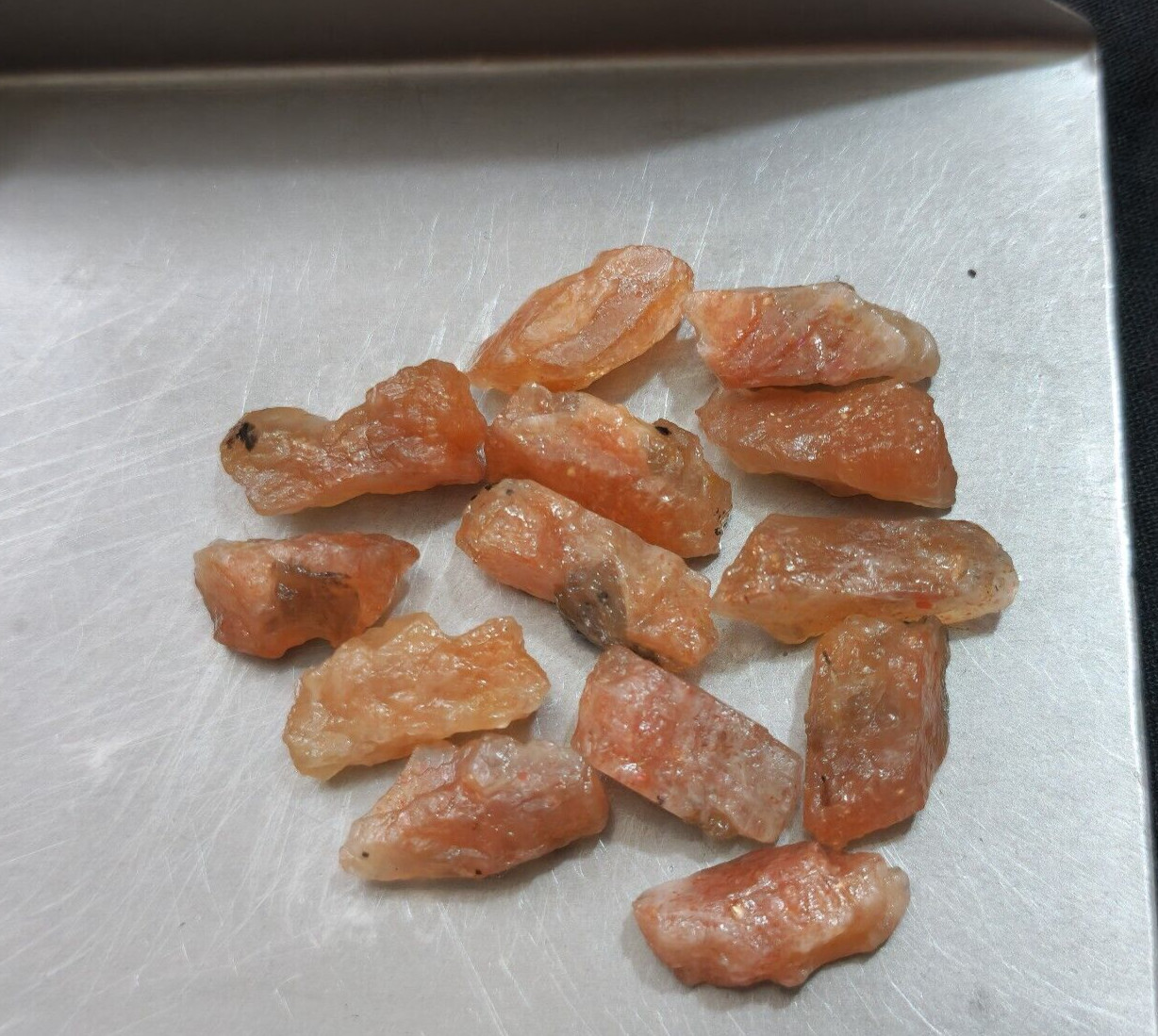 Unique Top Sunstone Raw 13 Pcs Lot Size 16-20 MM Sunstone Rough Loose Gemstone