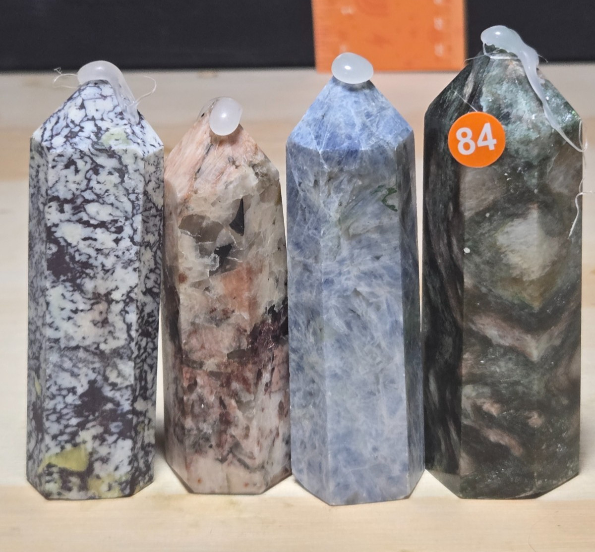 Set of (4) HIGH QUALITY towers! Variety pack of minerals! emerald! ++ O84