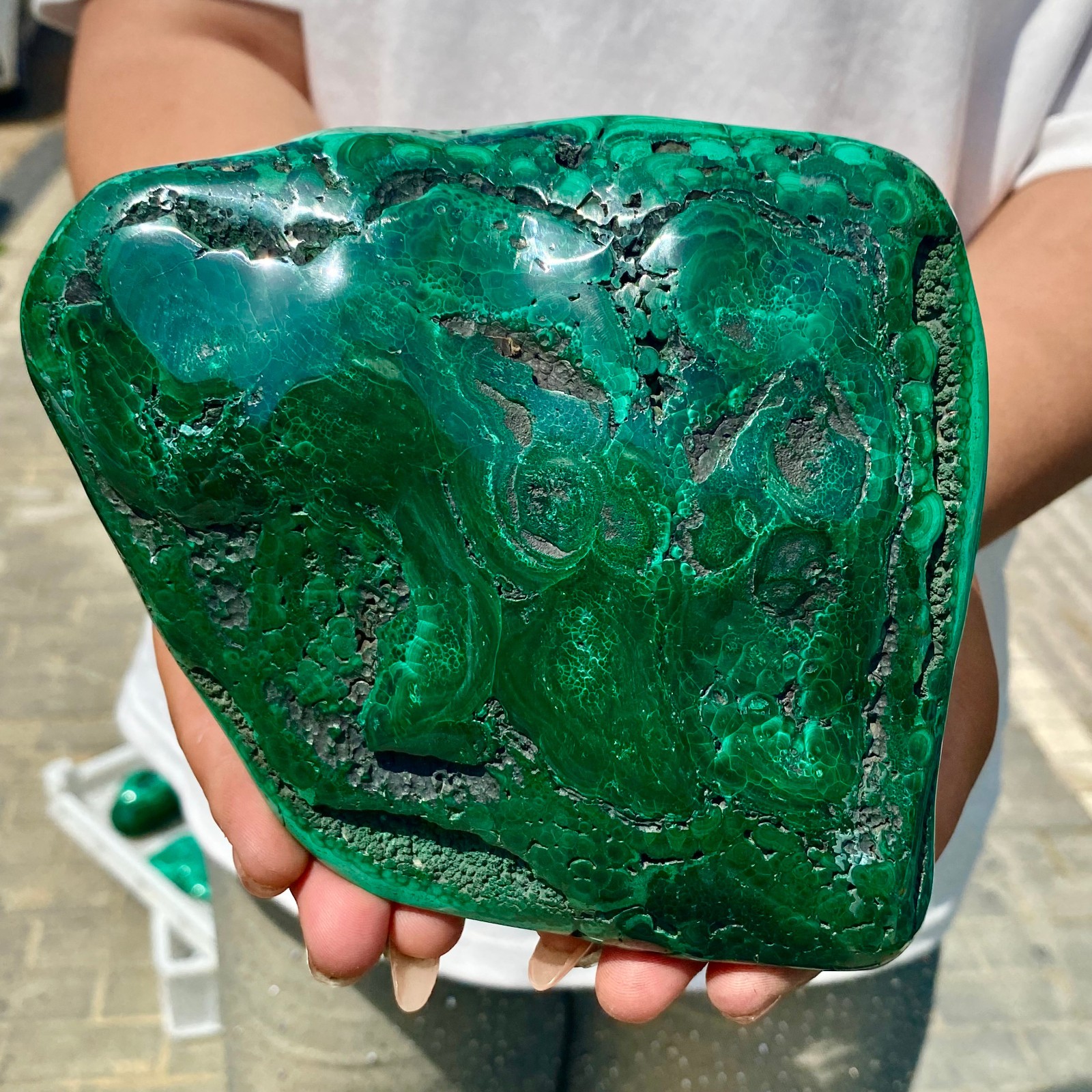 2.73LB Natural glossy Malachite transparent cluster rough mineral sample