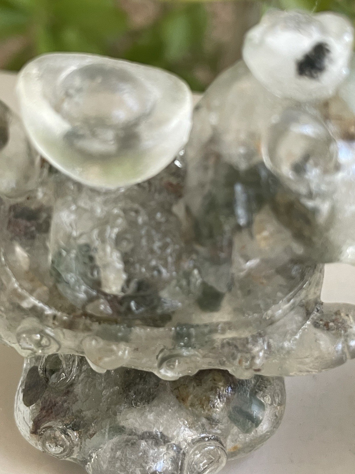 Garden Quartz Crystal/Gemstone Chips In Resin Pony Money Boat Spinner 2 1/2″