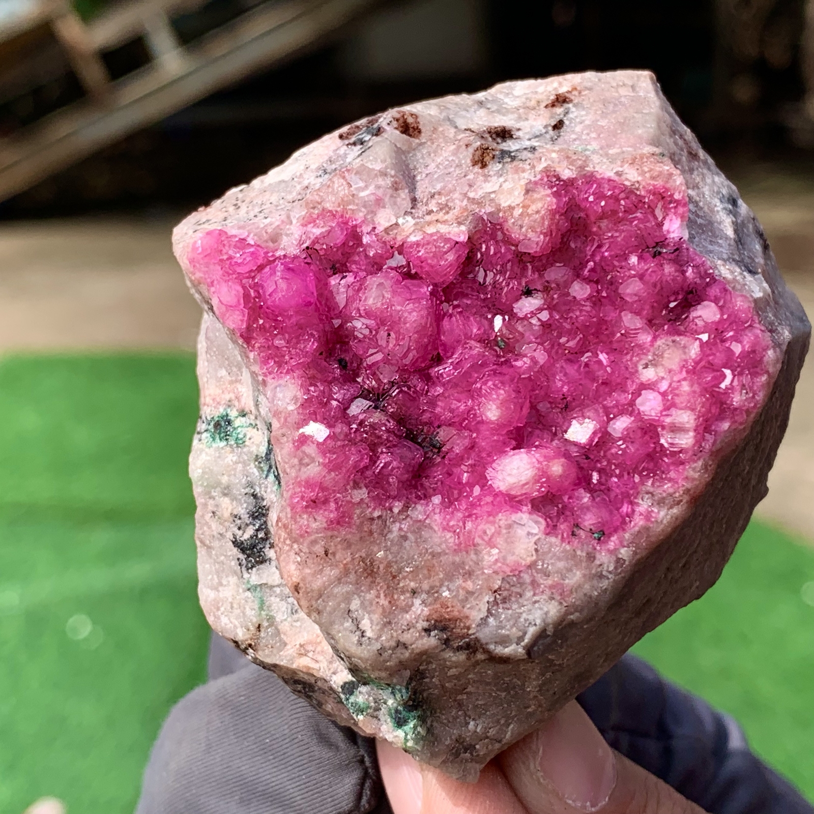 205G Natural Cobalto Calcite graininess Crystal Mineral specimen Healing-Congo